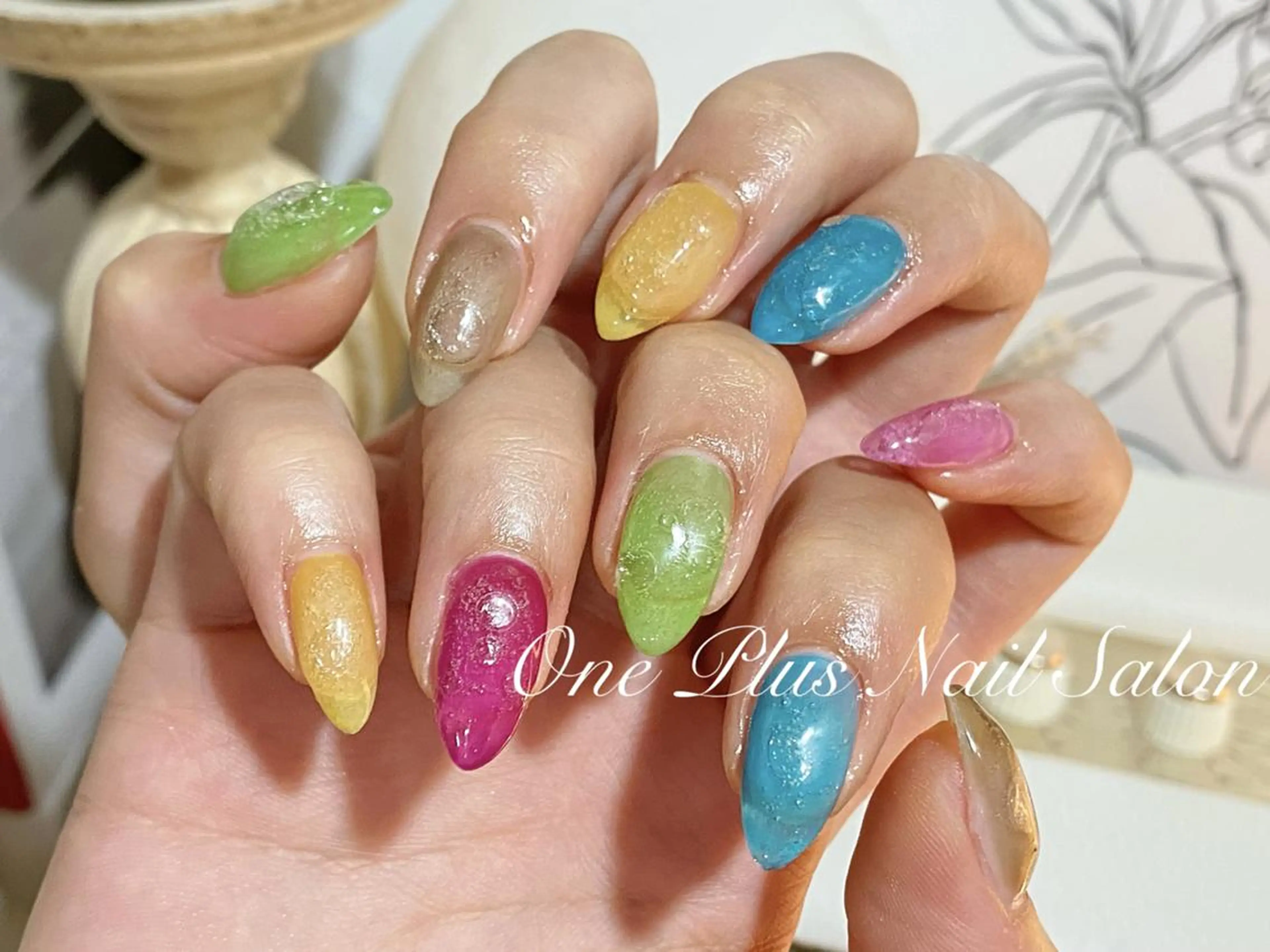 ネイル One Plus Nail Salonのネイルデザイン