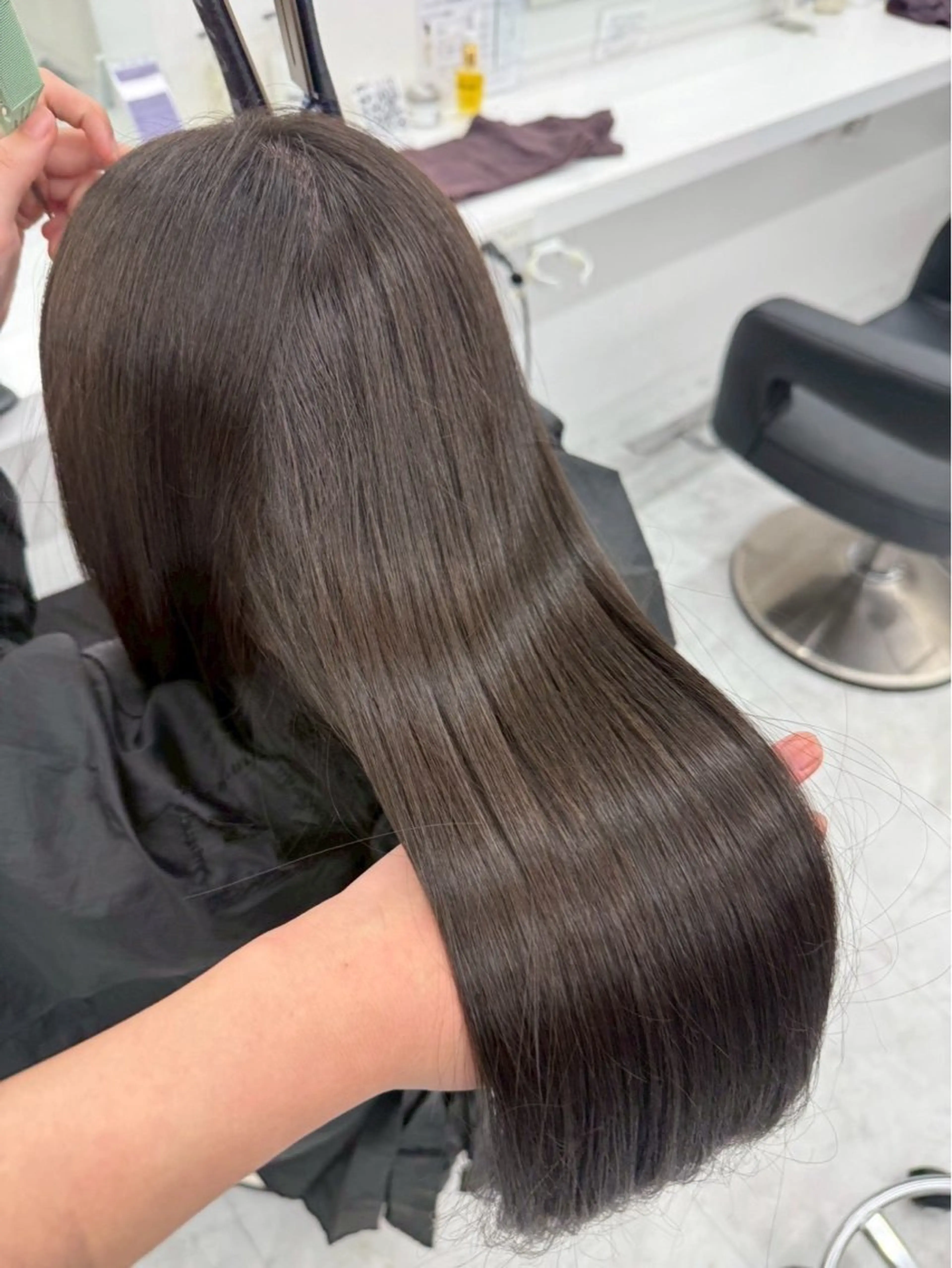 ロング トリートメント 韓国ワンホン透明感 カラー✨🖤ここあのヘアスタイル