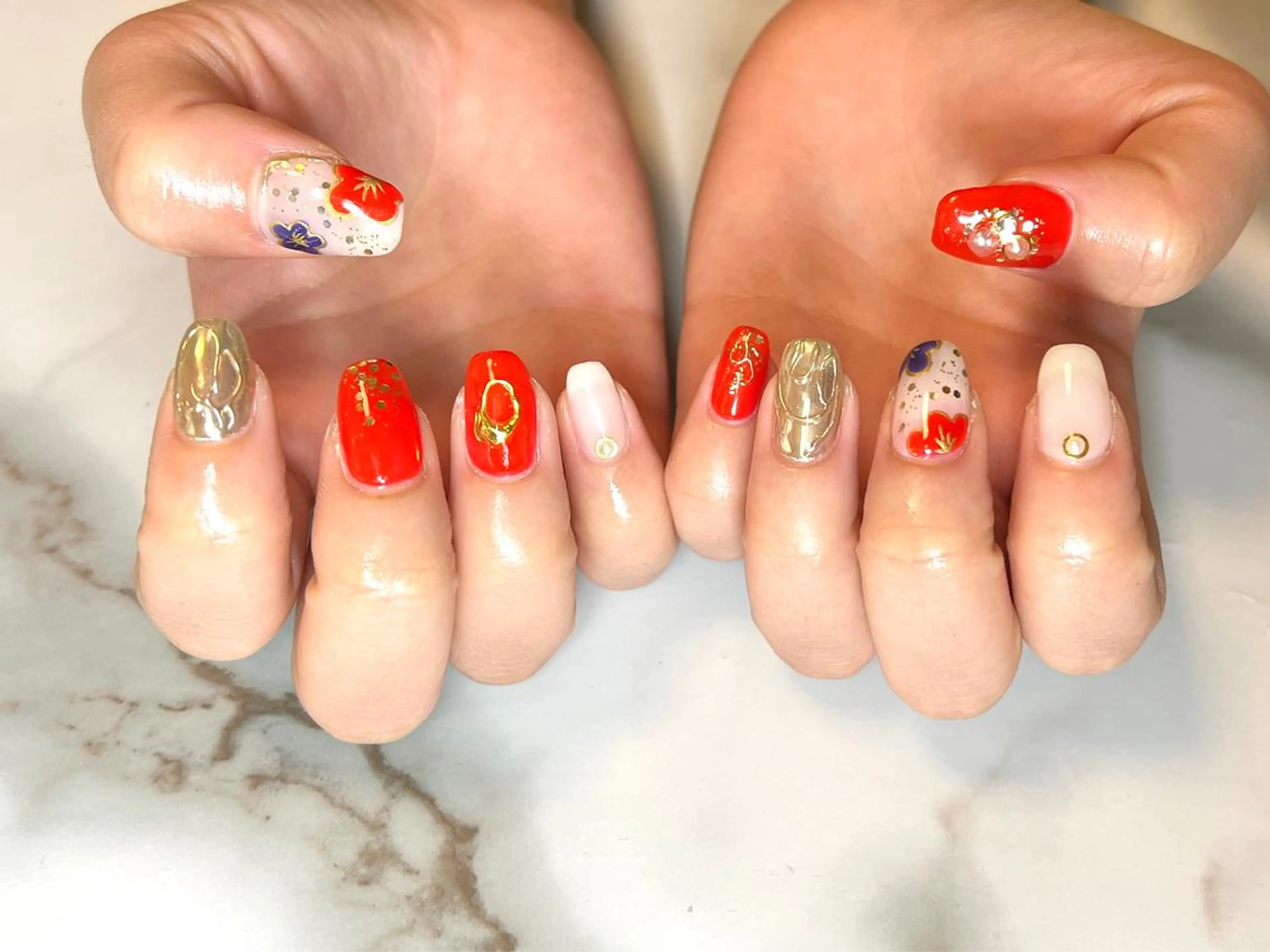 セミロング ネイリスト シンのネイルデザイン