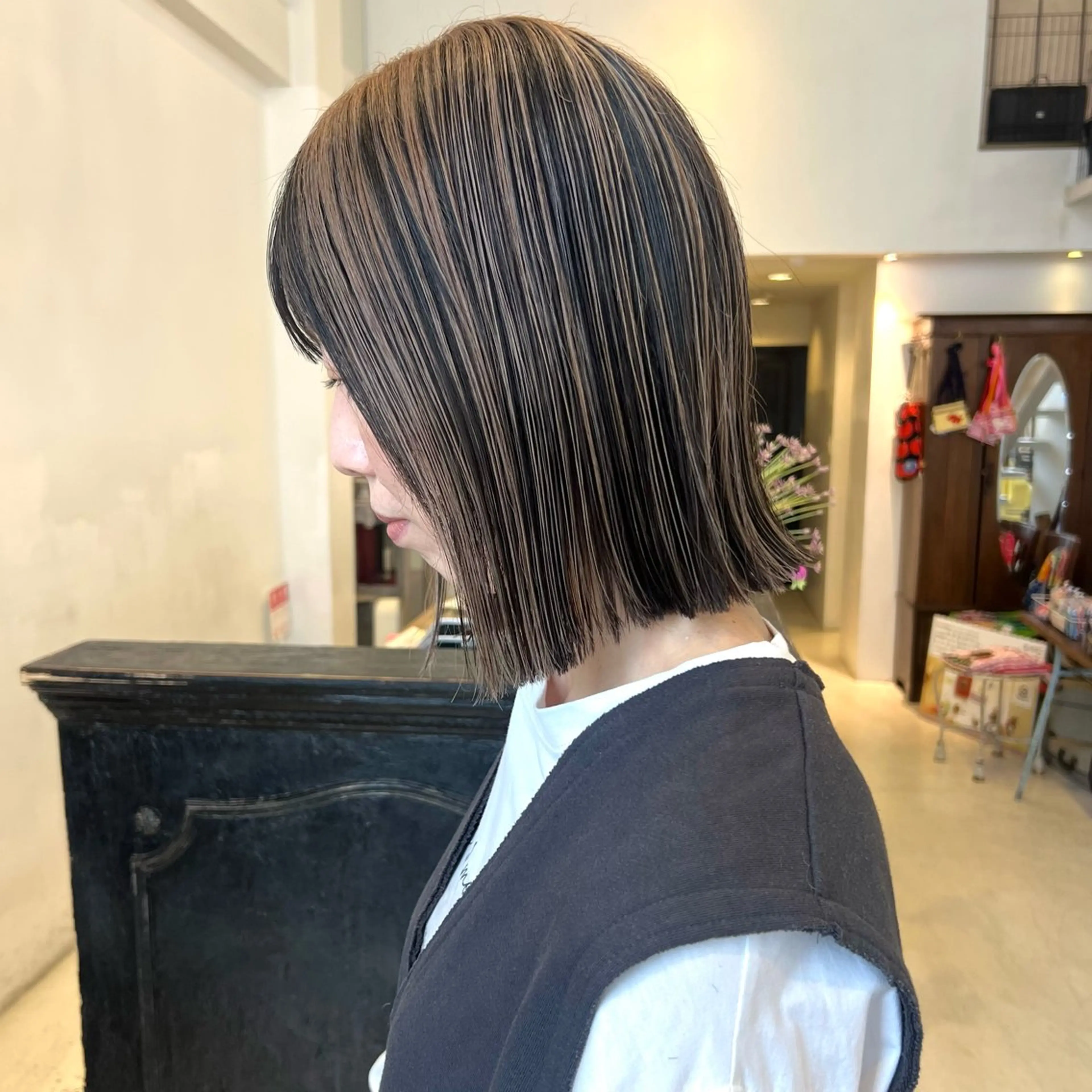 ショート カット ヘアカラー トリートメント 金城 愛海のヘアスタイル