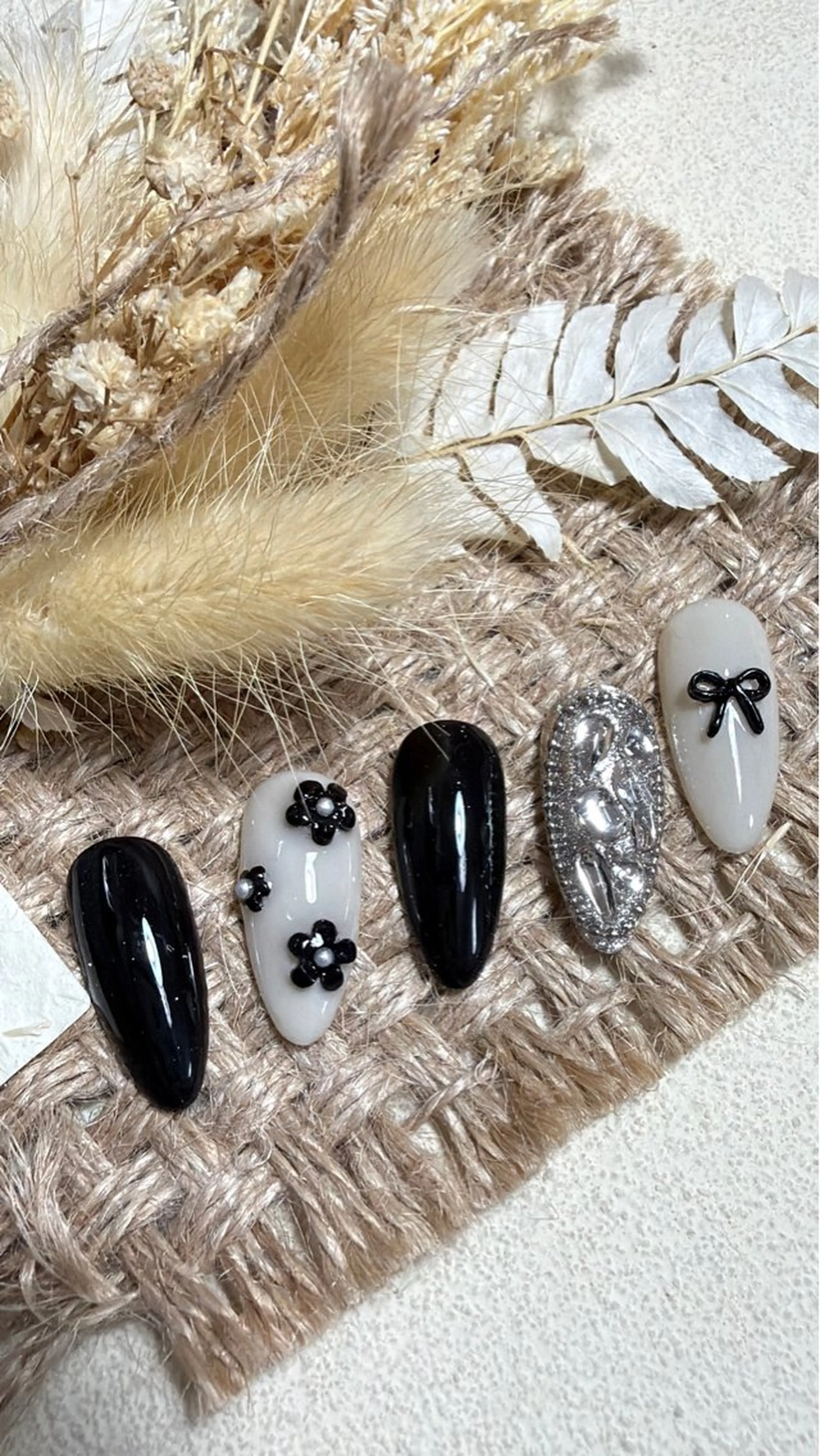 ネイル ハンドネイル AngelChris ビューティーサロン琳のネイルデザイン