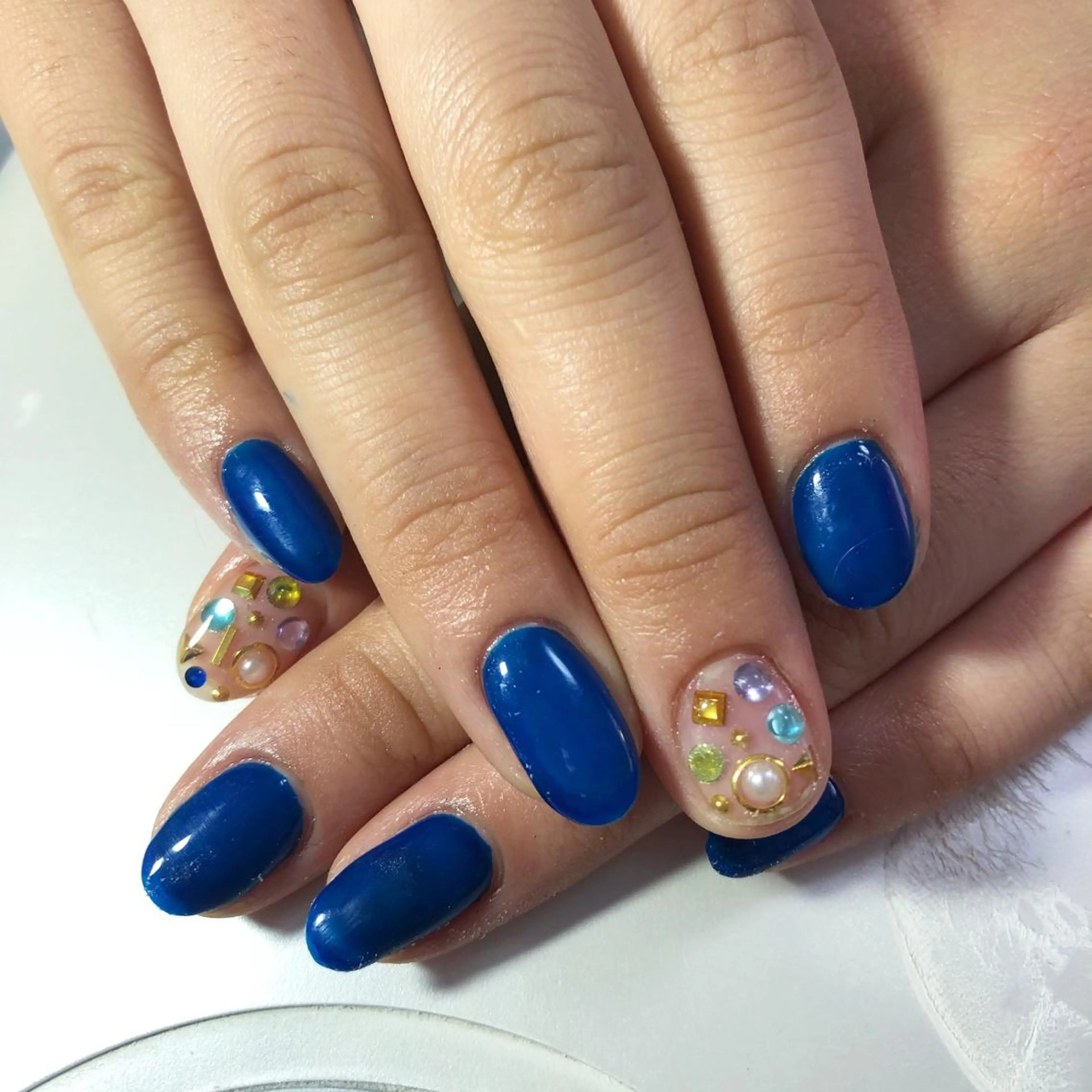 ネイル ストーンネイル S HARUKAのネイルデザイン