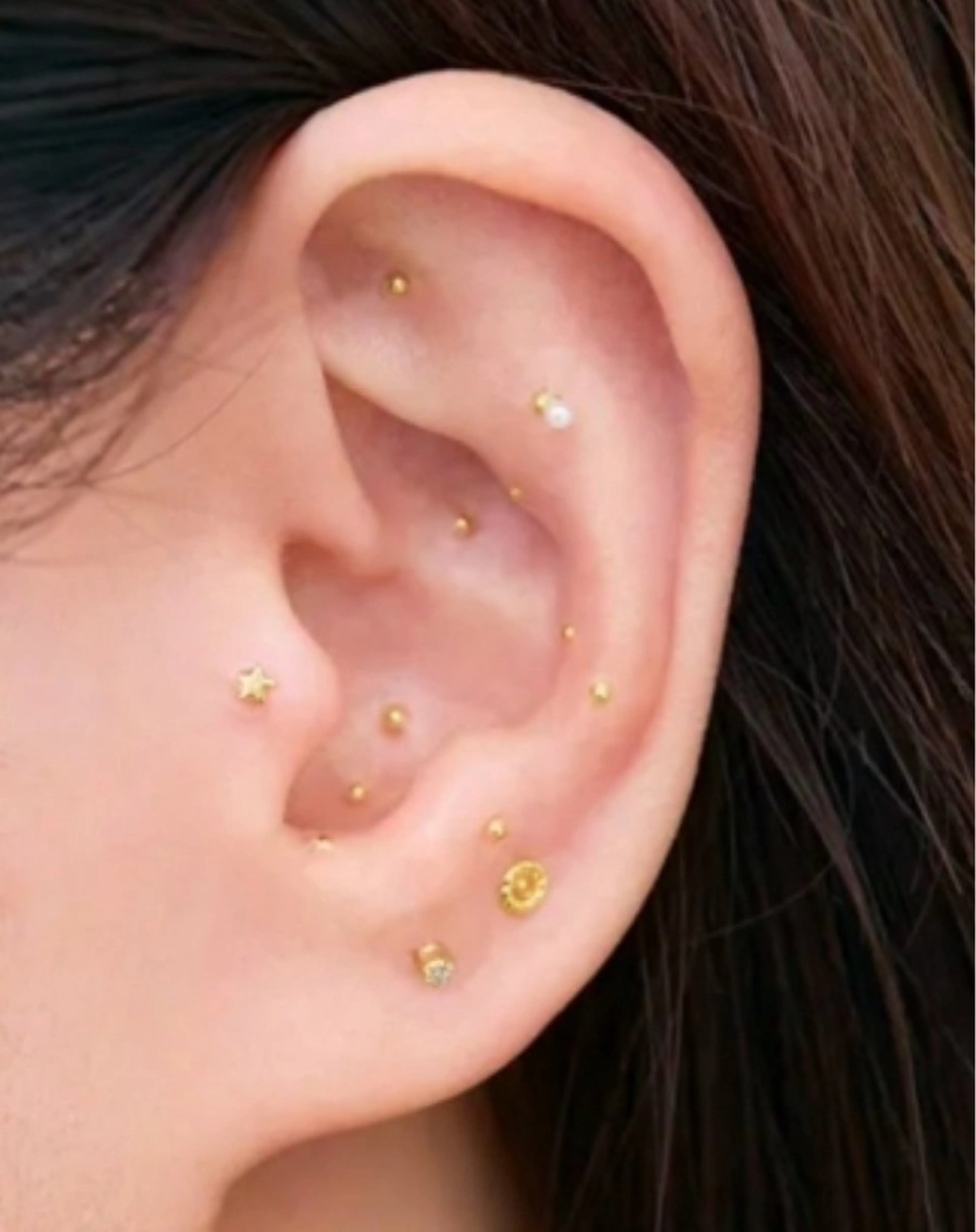 大人気！耳つぼジュエリー👂🎀*. ﾟ8粒の写真