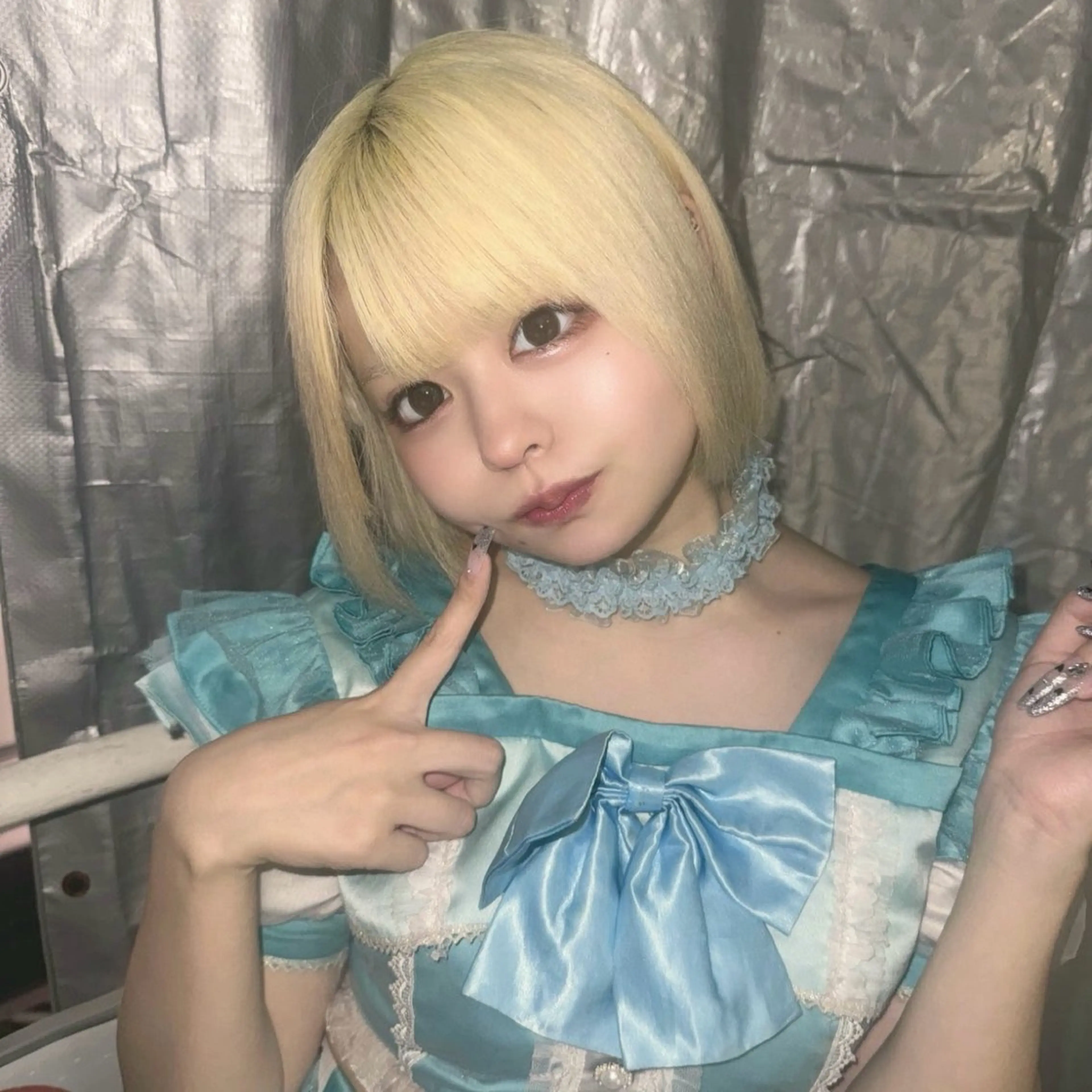 ミディアム カラー 抜きっぱなしブロンド ヘアカラー トリートメント ヘアセット 渋谷🩶ハイトーン 🩶FUMUのヘアスタイル