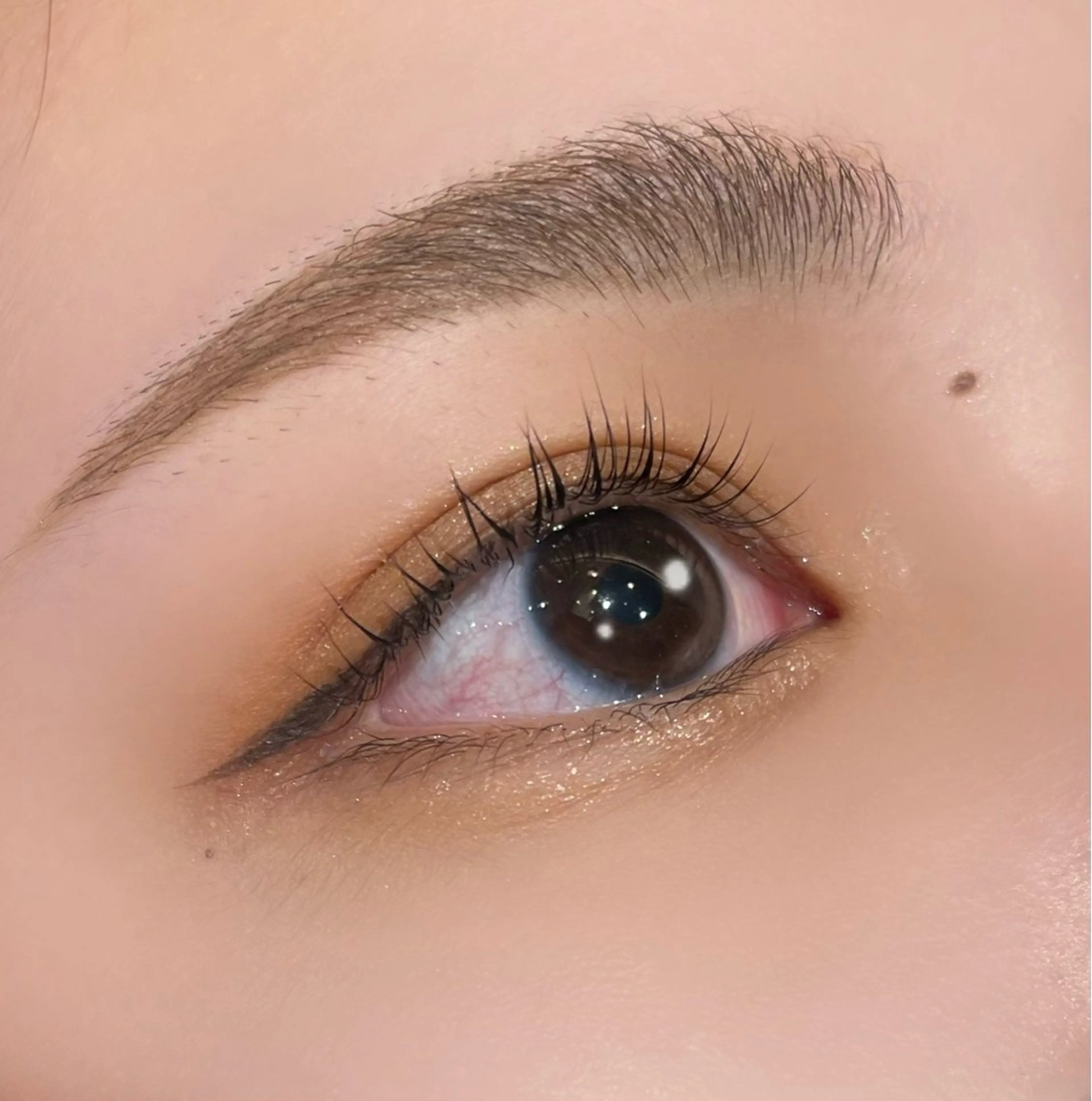 マツエク・マツパ 似合わせまつパ× 透け感カラー/ゆりのヘアスタイル