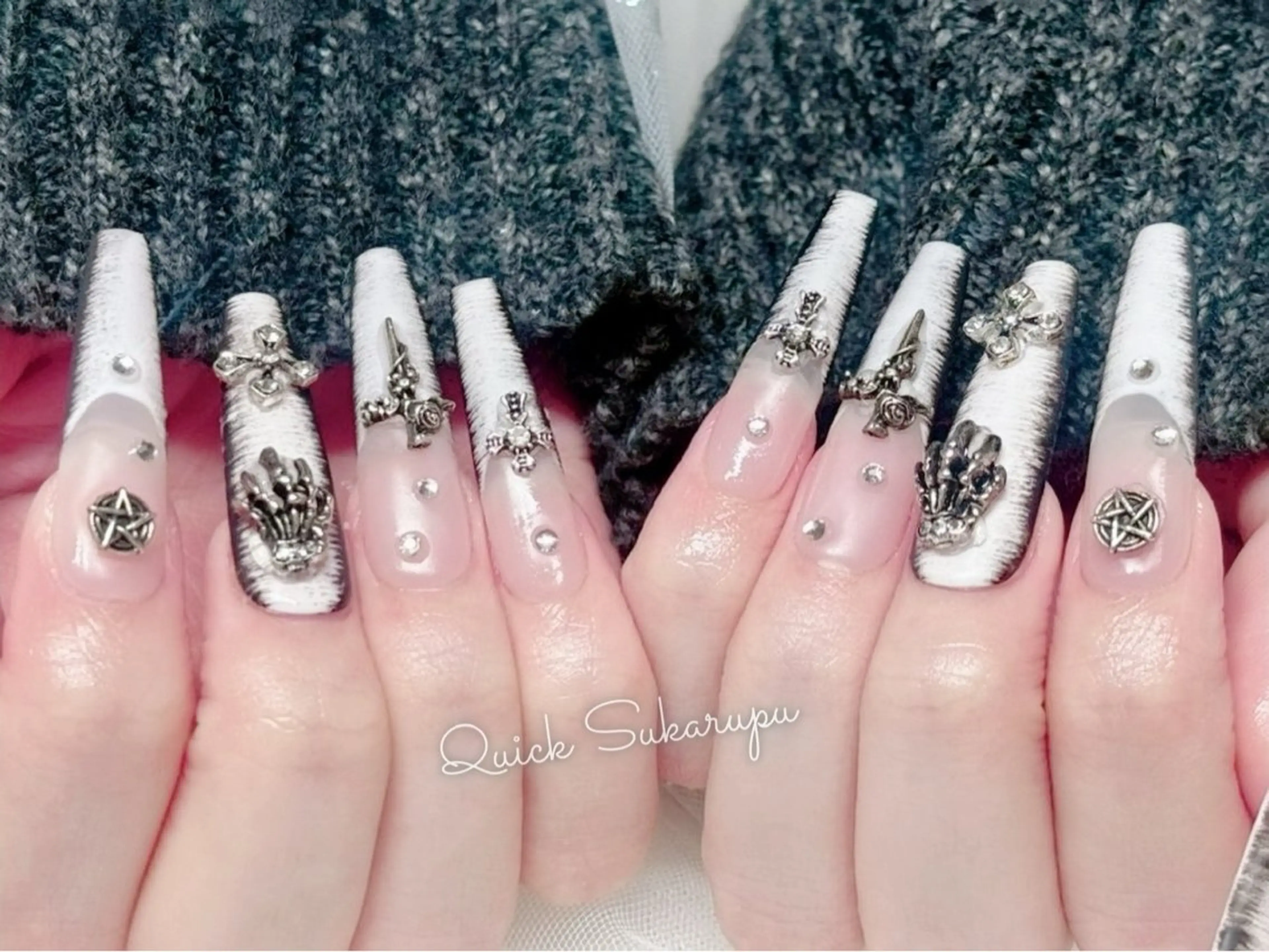 ロング ロング Quick Sukarupuのネイルデザイン