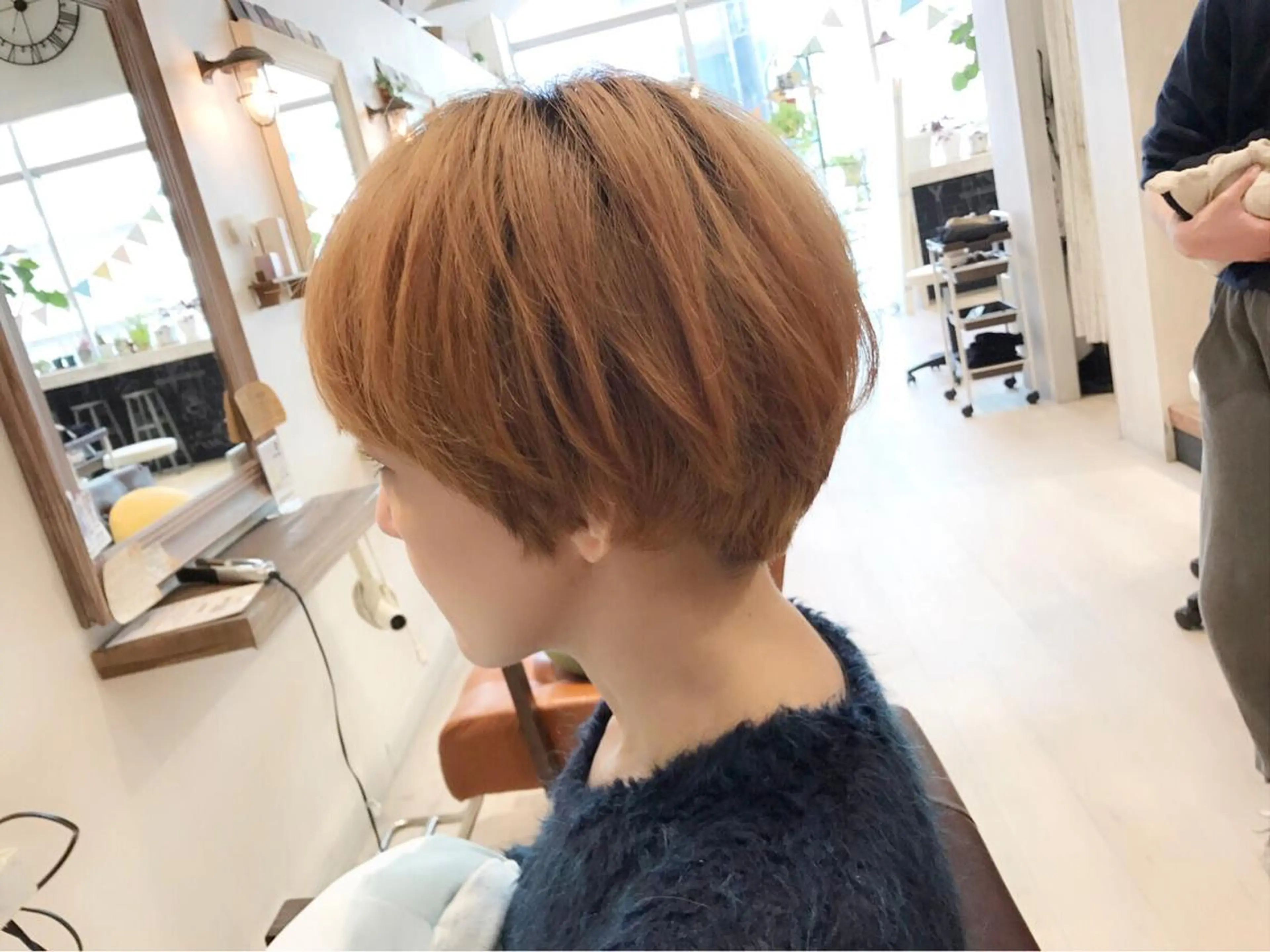 ショート カラー ハイトーンカラー ショートヘア メンズ指名多数!! SiLO 田島のヘアスタイル