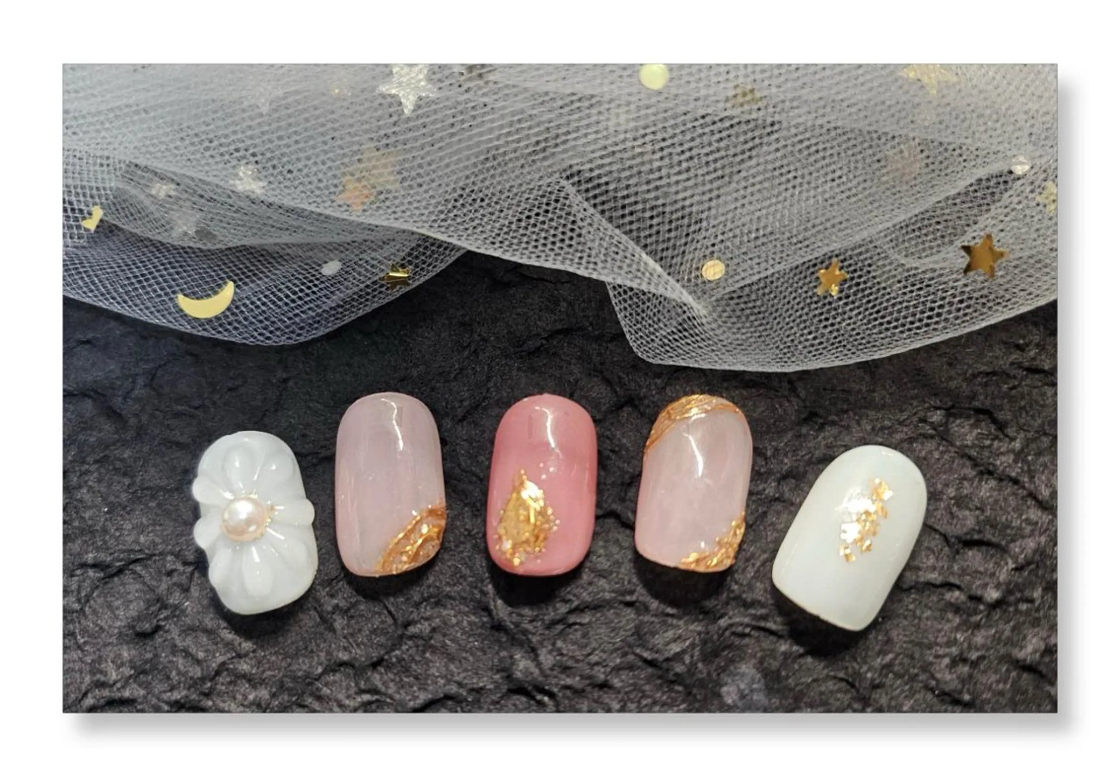 ネイル 花花 ネイルサロンのネイルデザイン