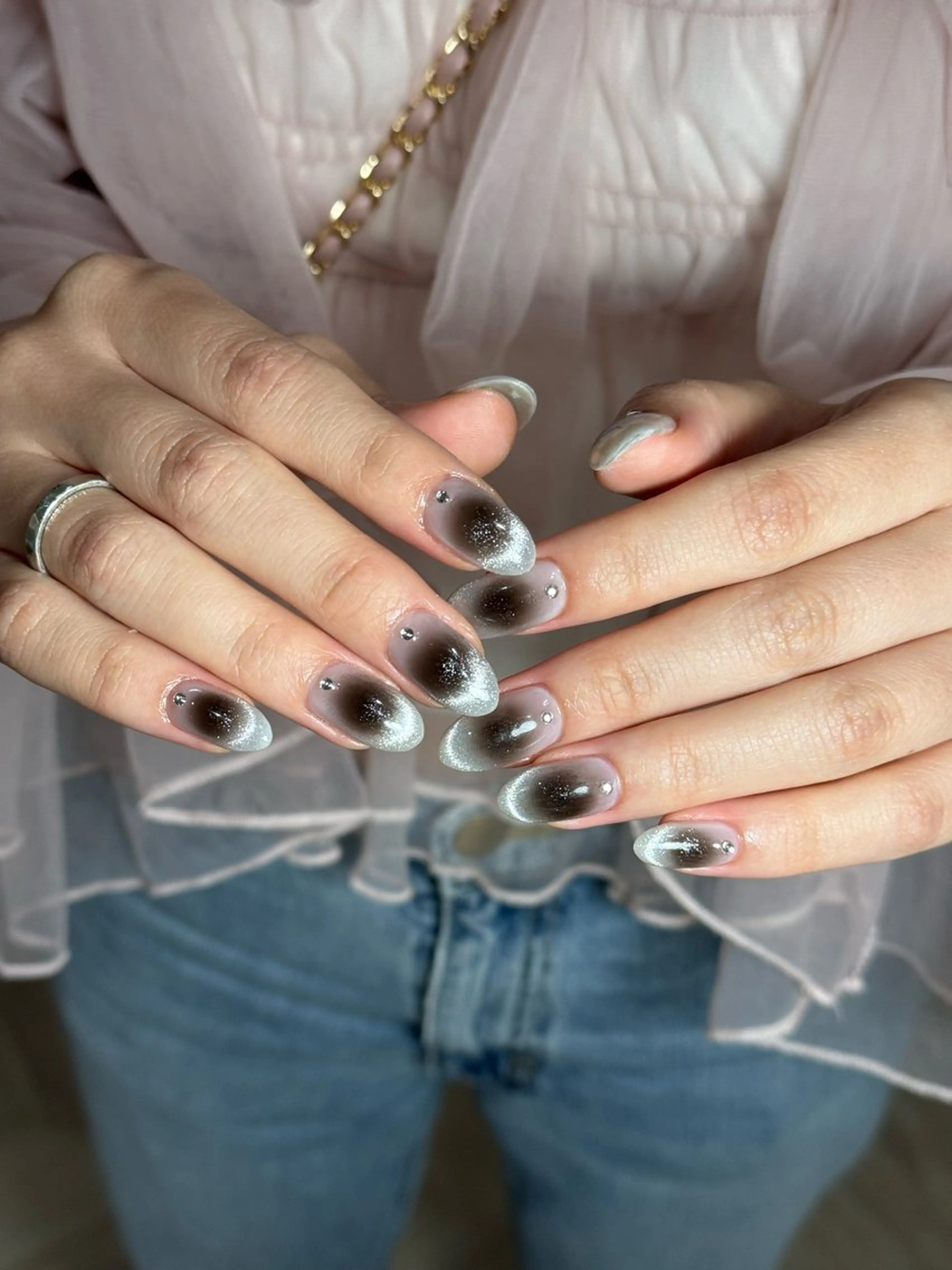 ネイル ストーンネイル ハンドネイル Tagi Nail 銀座店のネイルデザイン