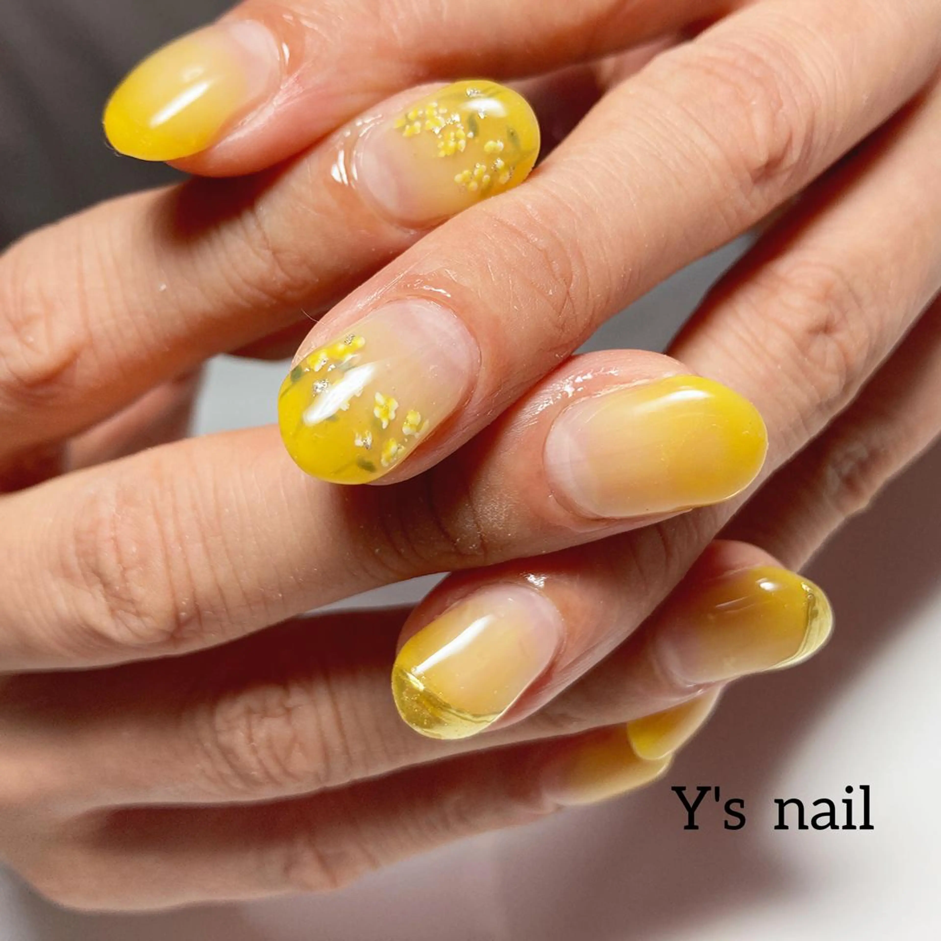 ネイル 手書きが得意🖌️ Y’s  nailのネイルデザイン