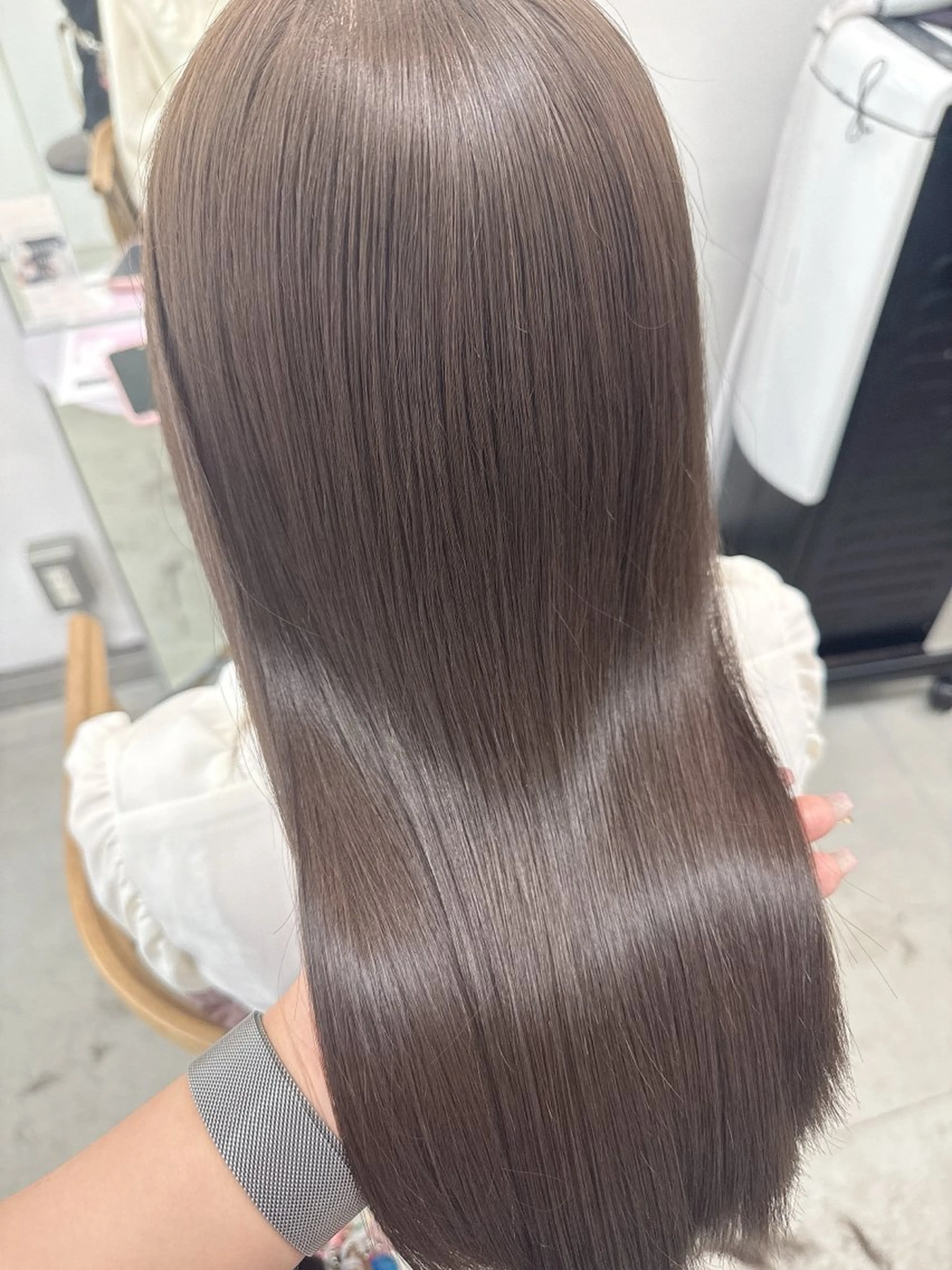 【髪質改善カラー】カット+カラー+高濃度水素トリートメントの写真