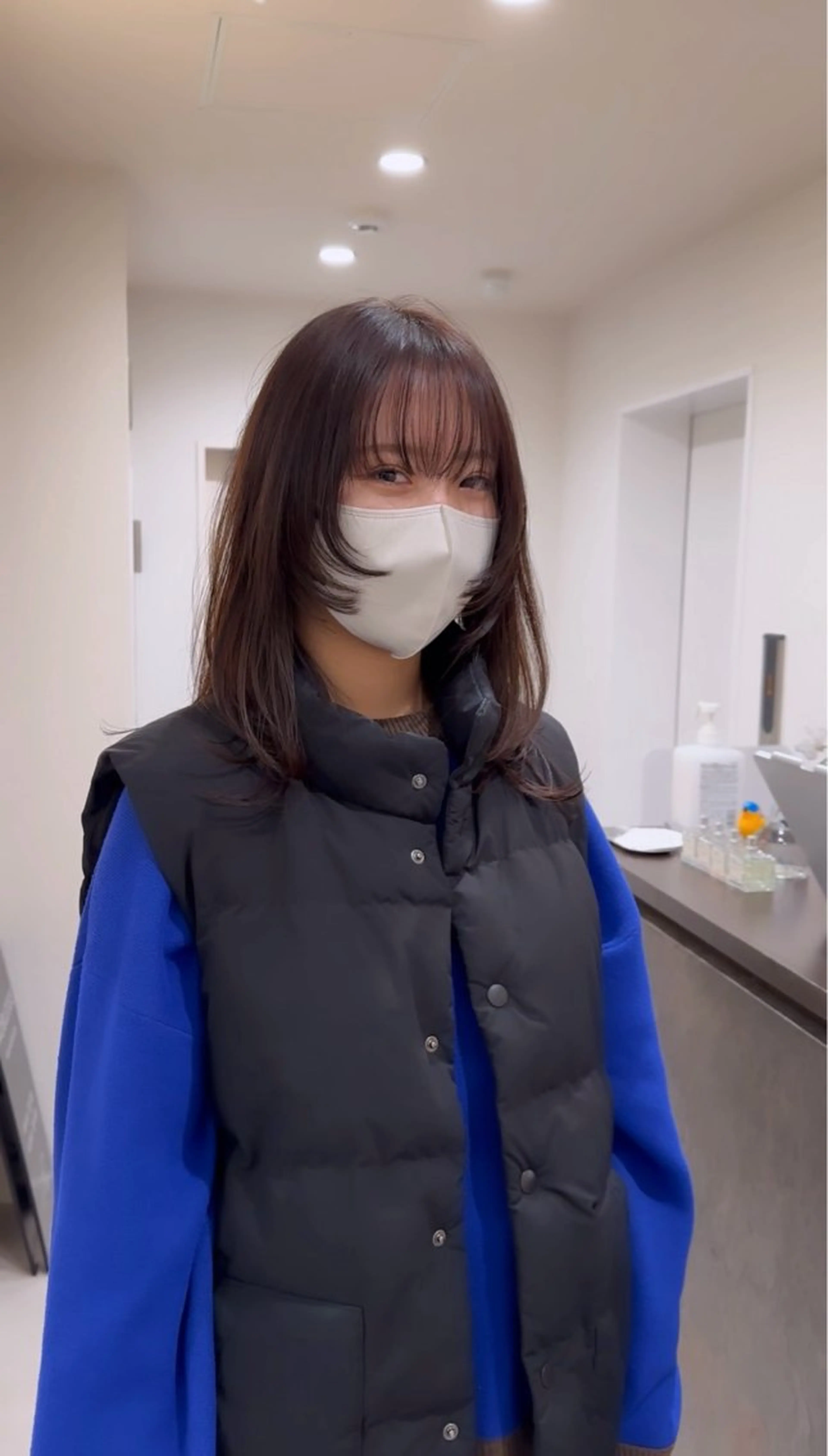 セミロング 顔周りカット レイヤーカット ワンホンレイヤー ウルフカット ショート/レイヤー/ ボブ/安本和史のヘアスタイル