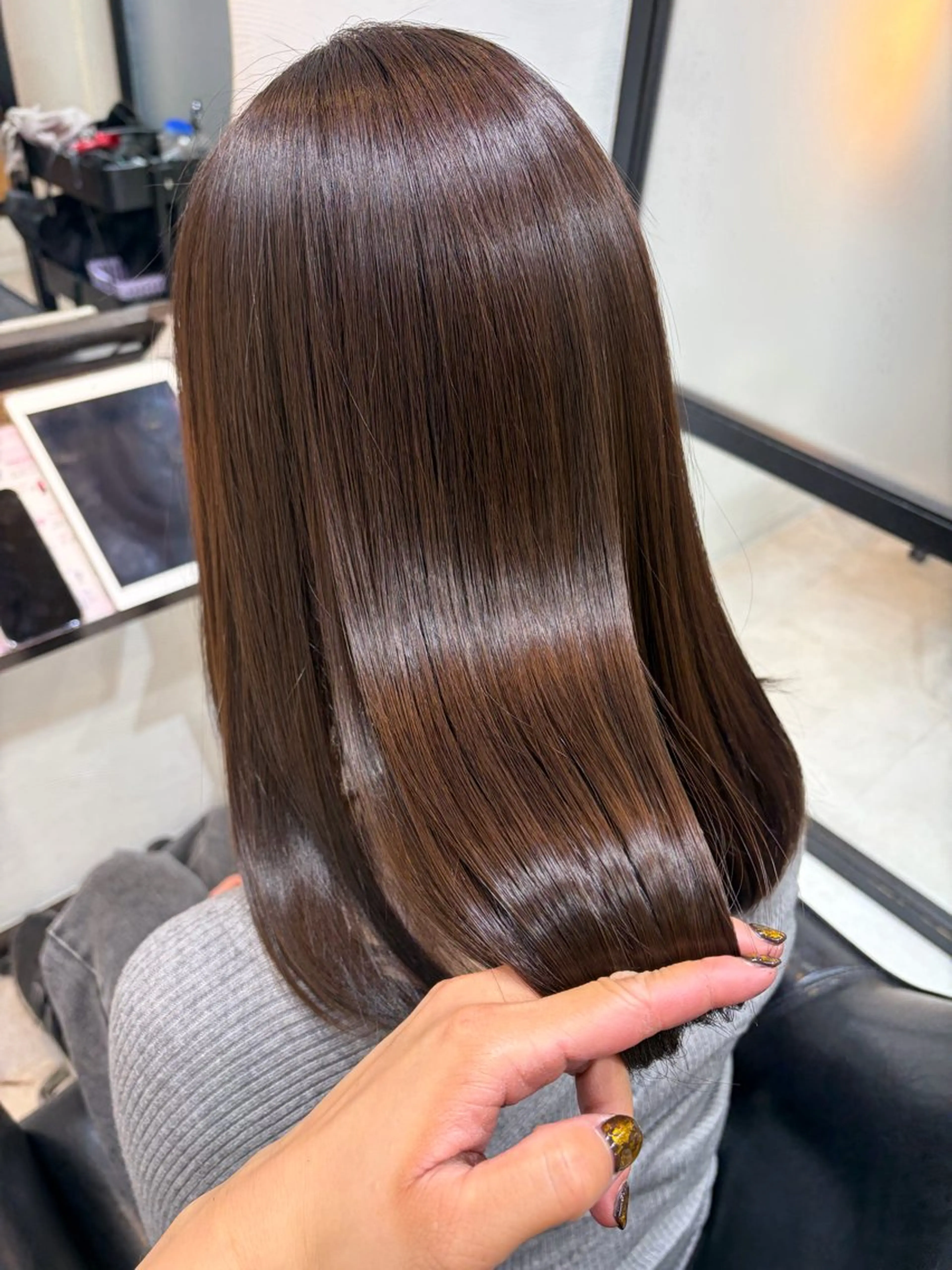 セミロング カラー カット ヘアカラー トリートメント 【ニュアンスカラー・ 髪質改善】スズキカナのヘアスタイル