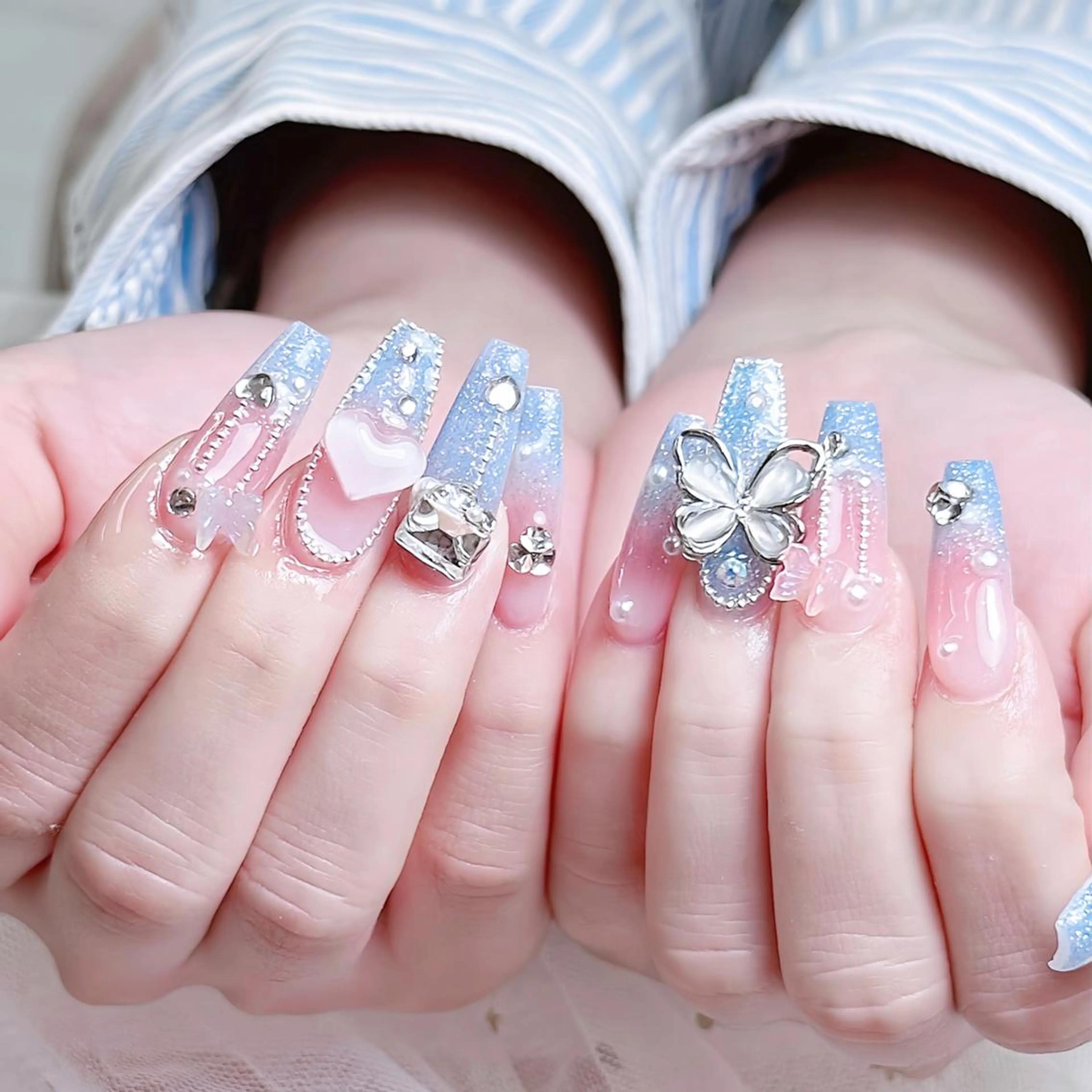 ネイル 🦋チップ長さだし 専門店🦋のネイルデザイン