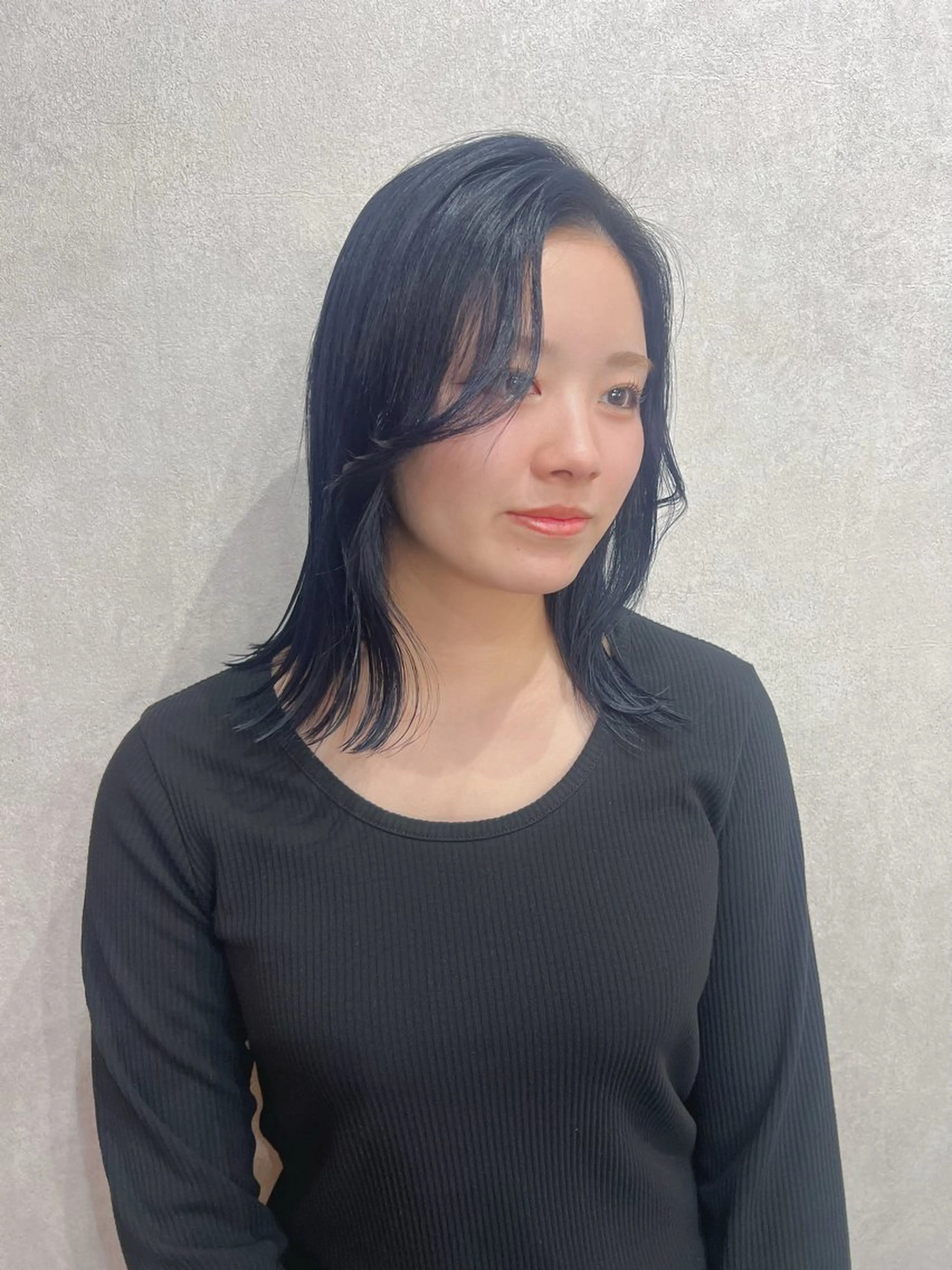 ショート カラー ベージュカラー ブリーチ ケアブリーチ ハイトーンカラー ミルクティーベージュ YUI ハイトーンカラーのヘアスタイル