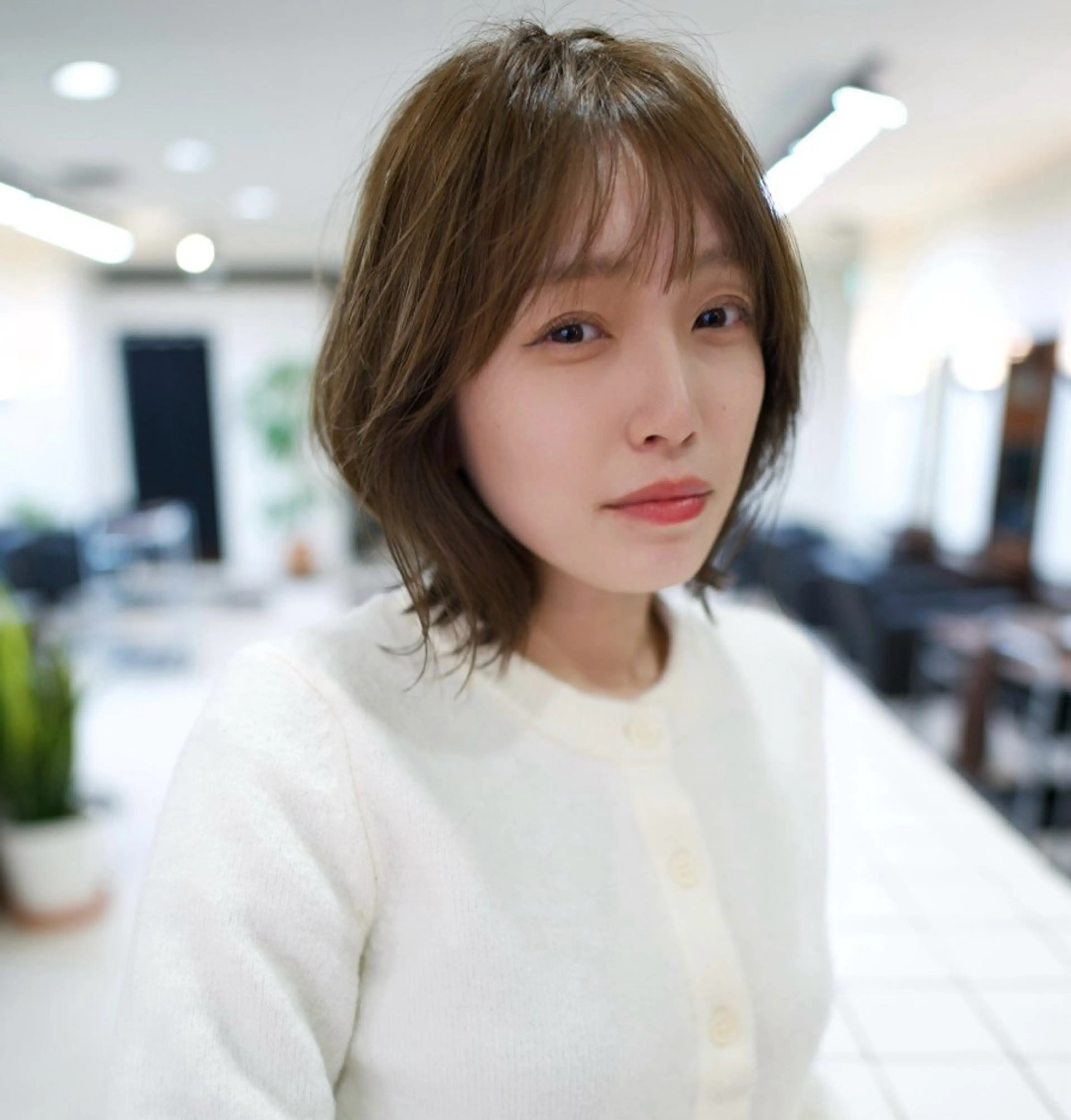 ミディアム ボブレイヤー ボブ レイヤーカット カット ヘアカラー 【シクネ】ユウダイ お顔まわりカット💎のヘアスタイル