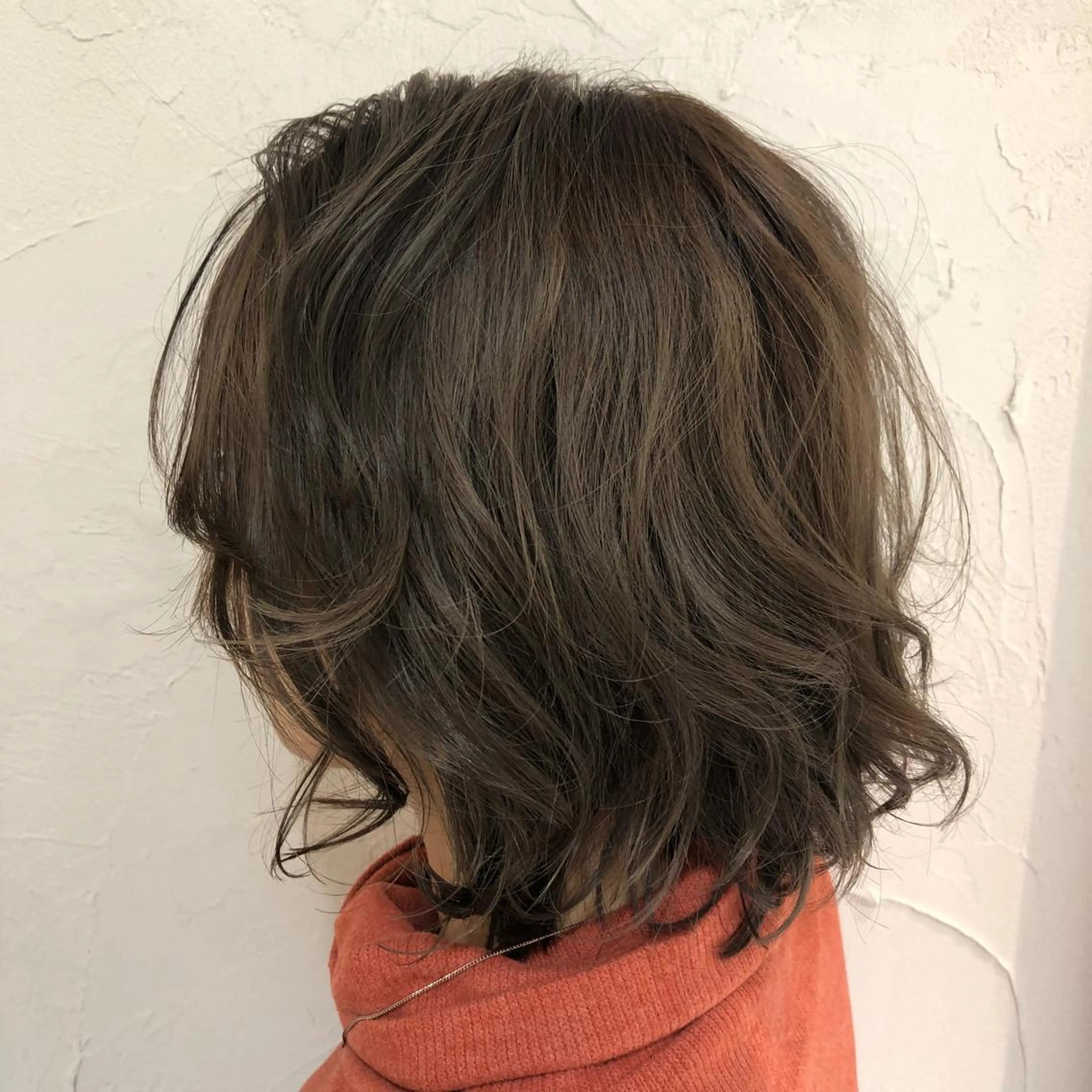 ショート カラー アッシュ うる艶カラー 🫶🏼💭mikaのヘアスタイル