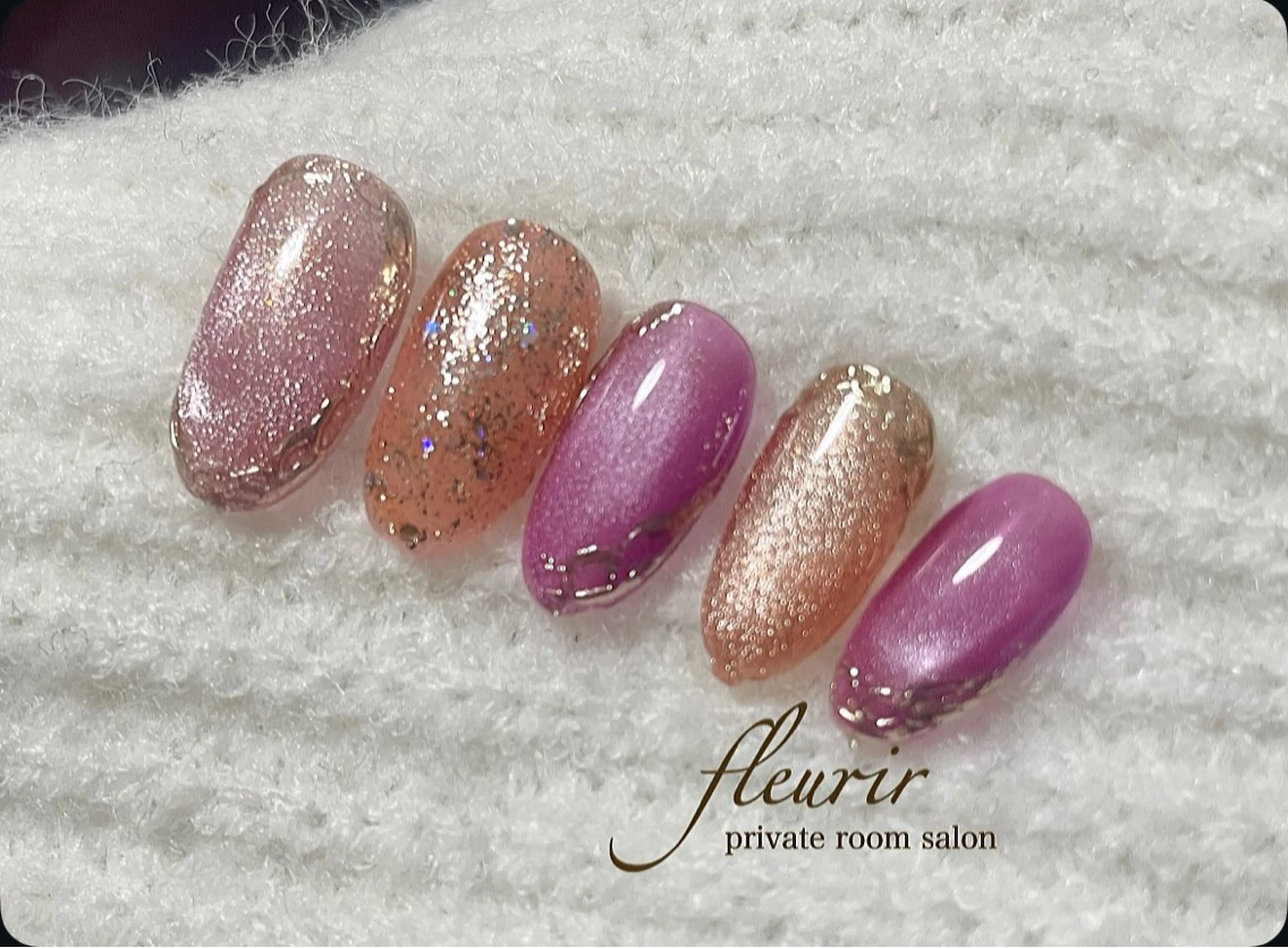 ネイル アートネイル クリアネイル フラッシュネイル ゴールド ラメ(グリッター) ハンドネイル フルリール 【プライベートサロンのネイルデザイン