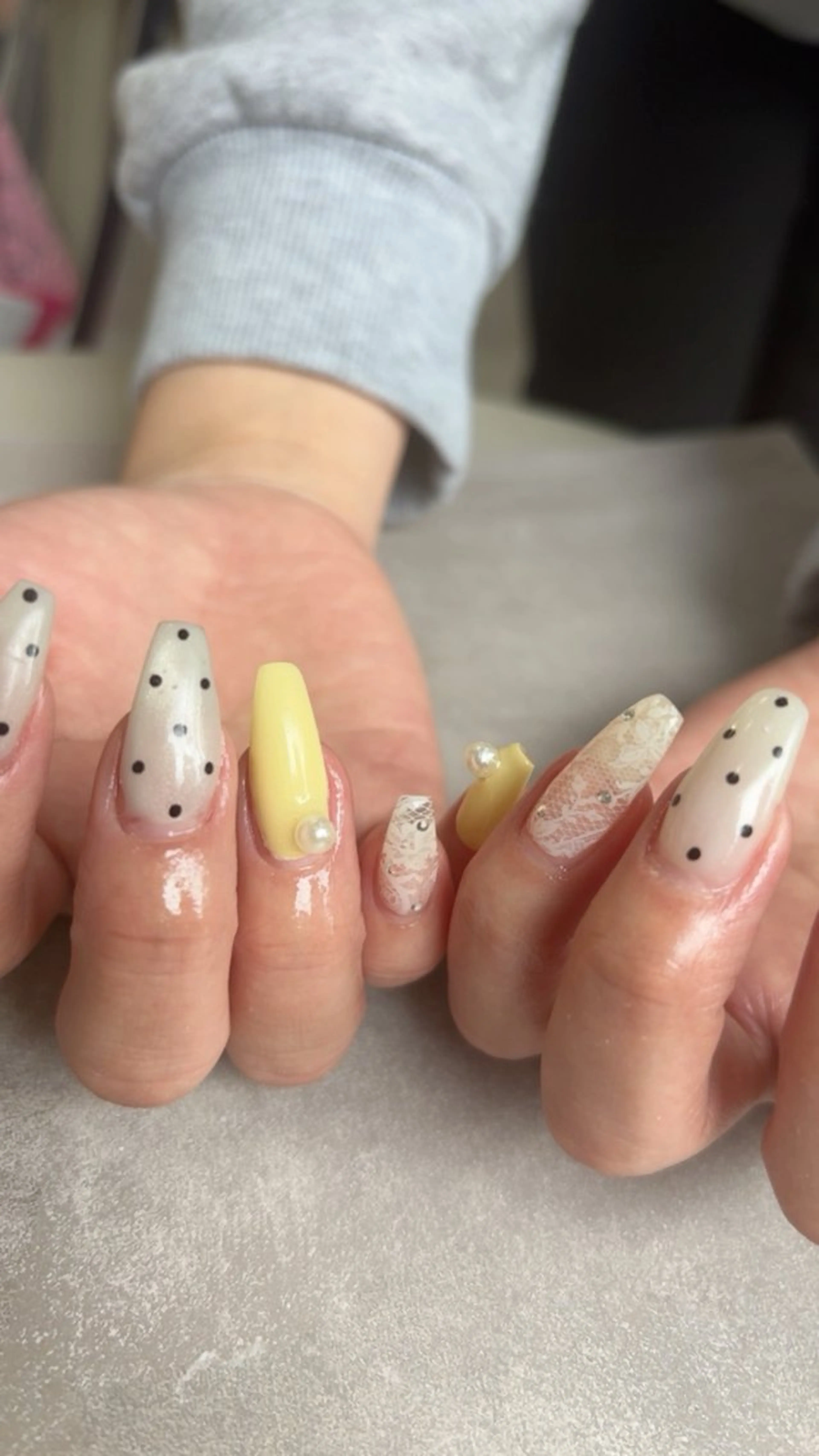 ネイル ドット ハンドネイル 鶴橋wooone nail.rieのネイルデザイン