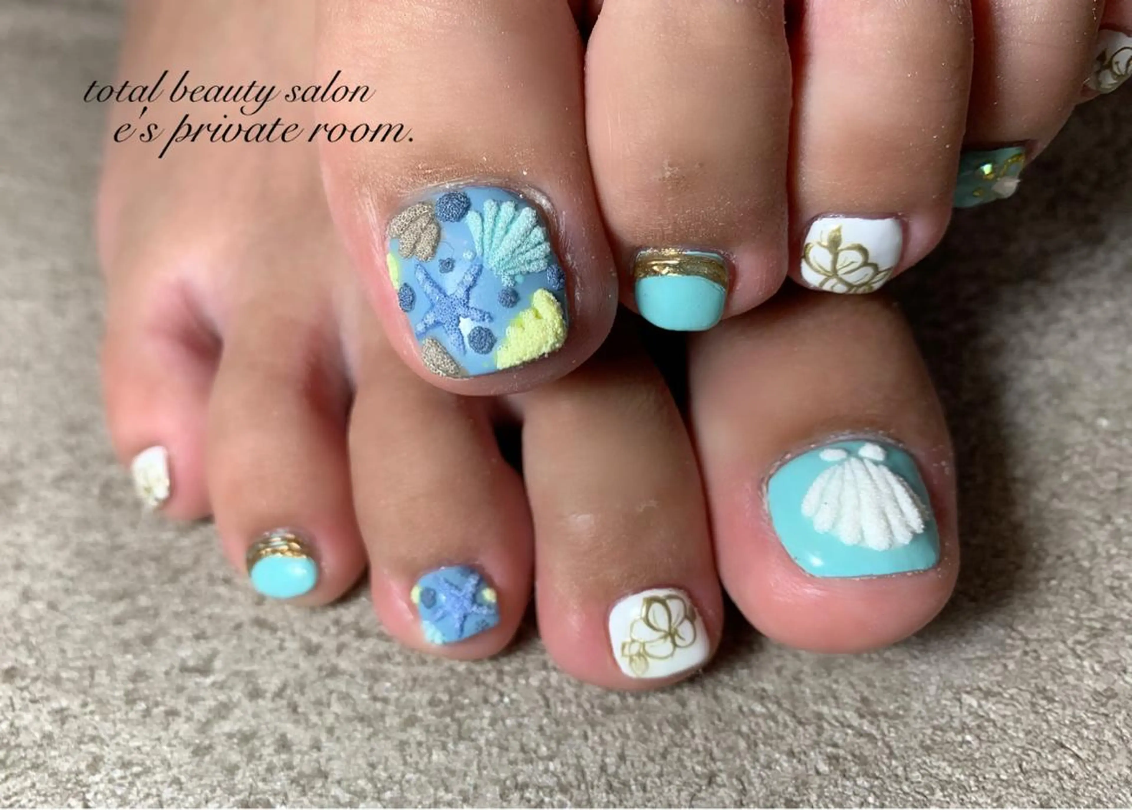ネイル LAVISH nail salonのネイルデザイン