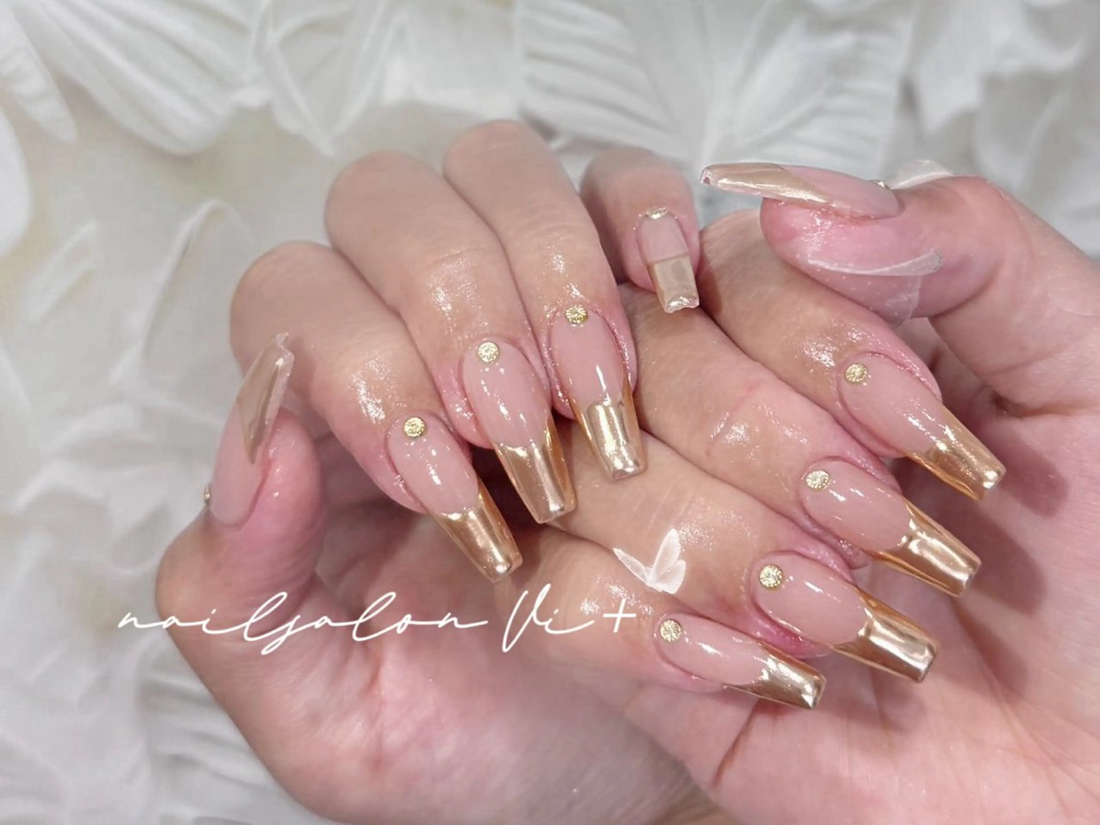 ネイル ハンドネイル ✨Nailsalon Vi+✨のネイルデザイン