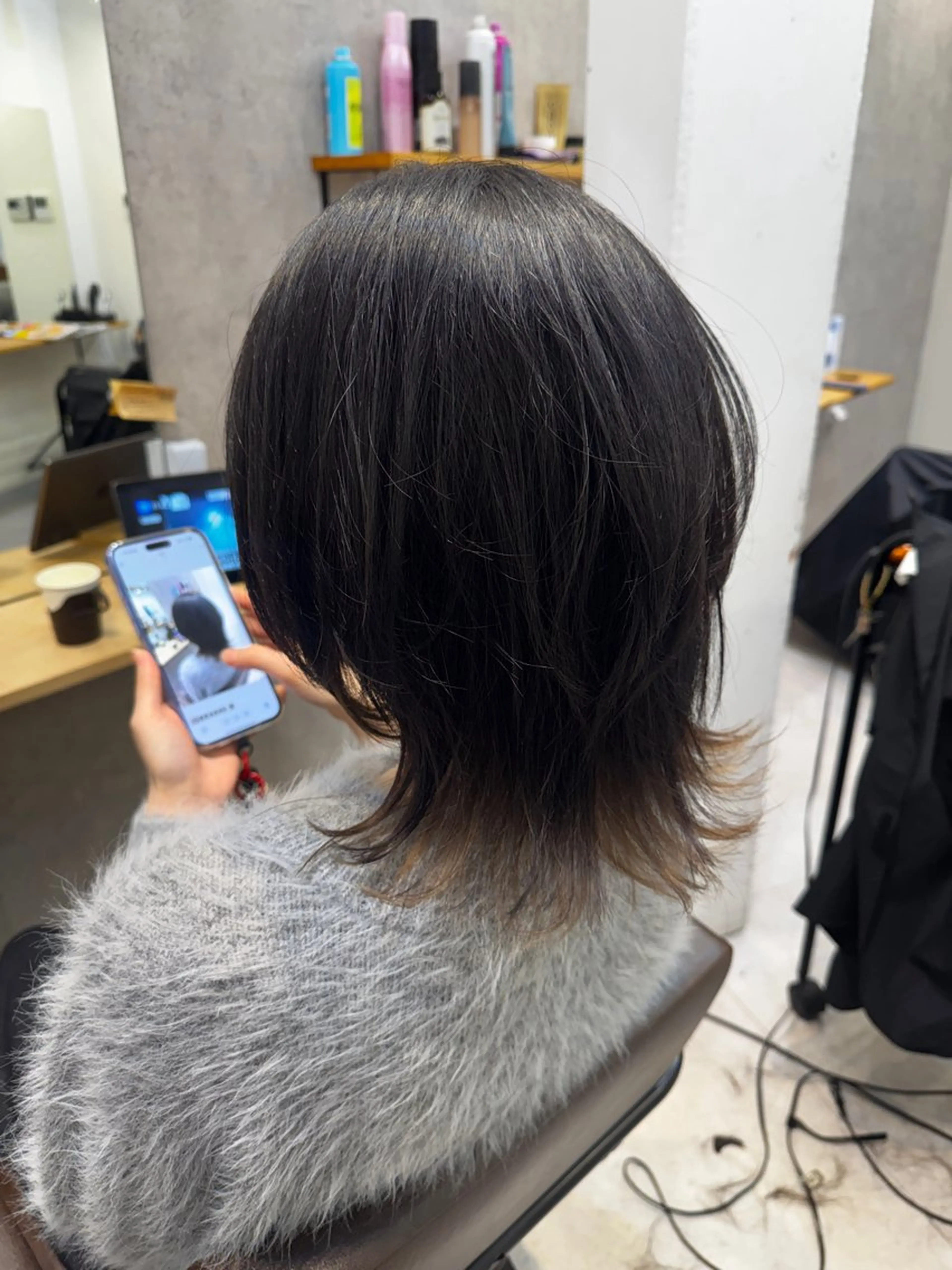 ミディアム カラー くびれヘア ウルフカット トリートメント 似合う髪型が 分からない方へのヘアスタイル