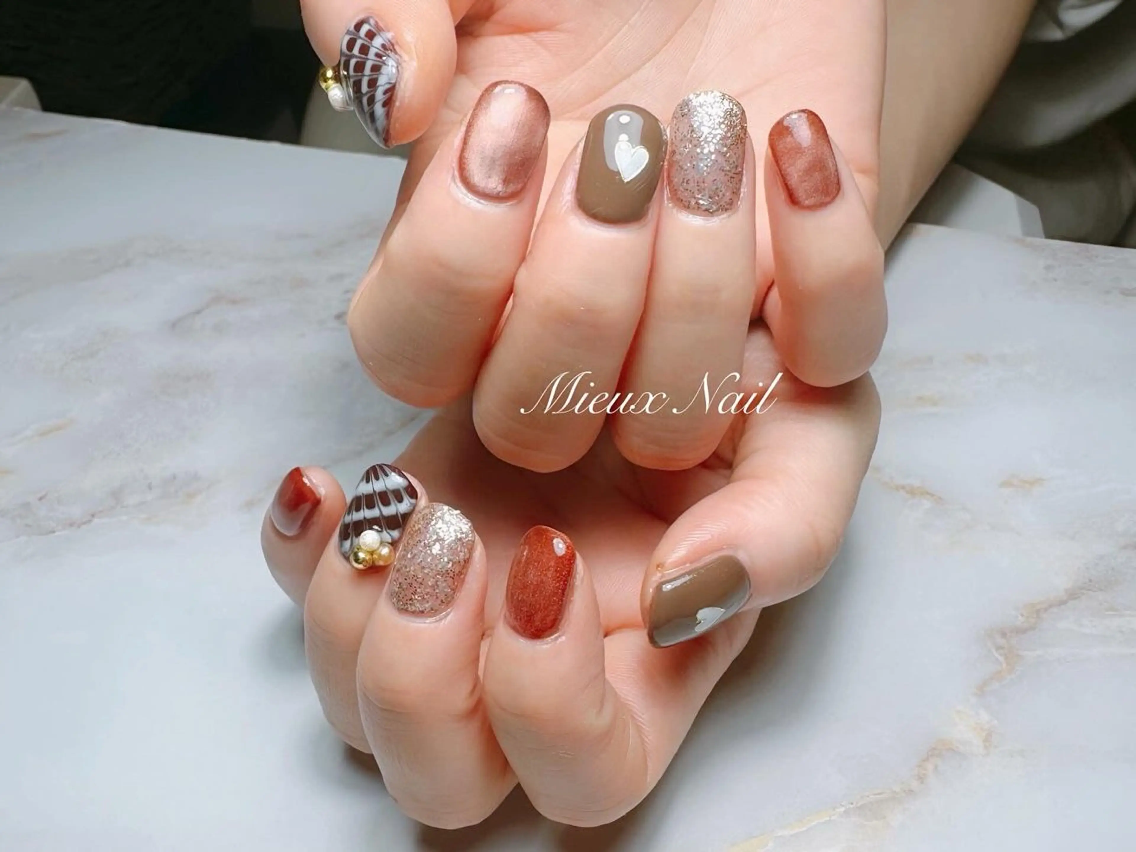 ネイル ジェルネイル パラジェル ピーコックネイル バレンタイン ハンドネイル 市川 麻衣子のネイルデザイン