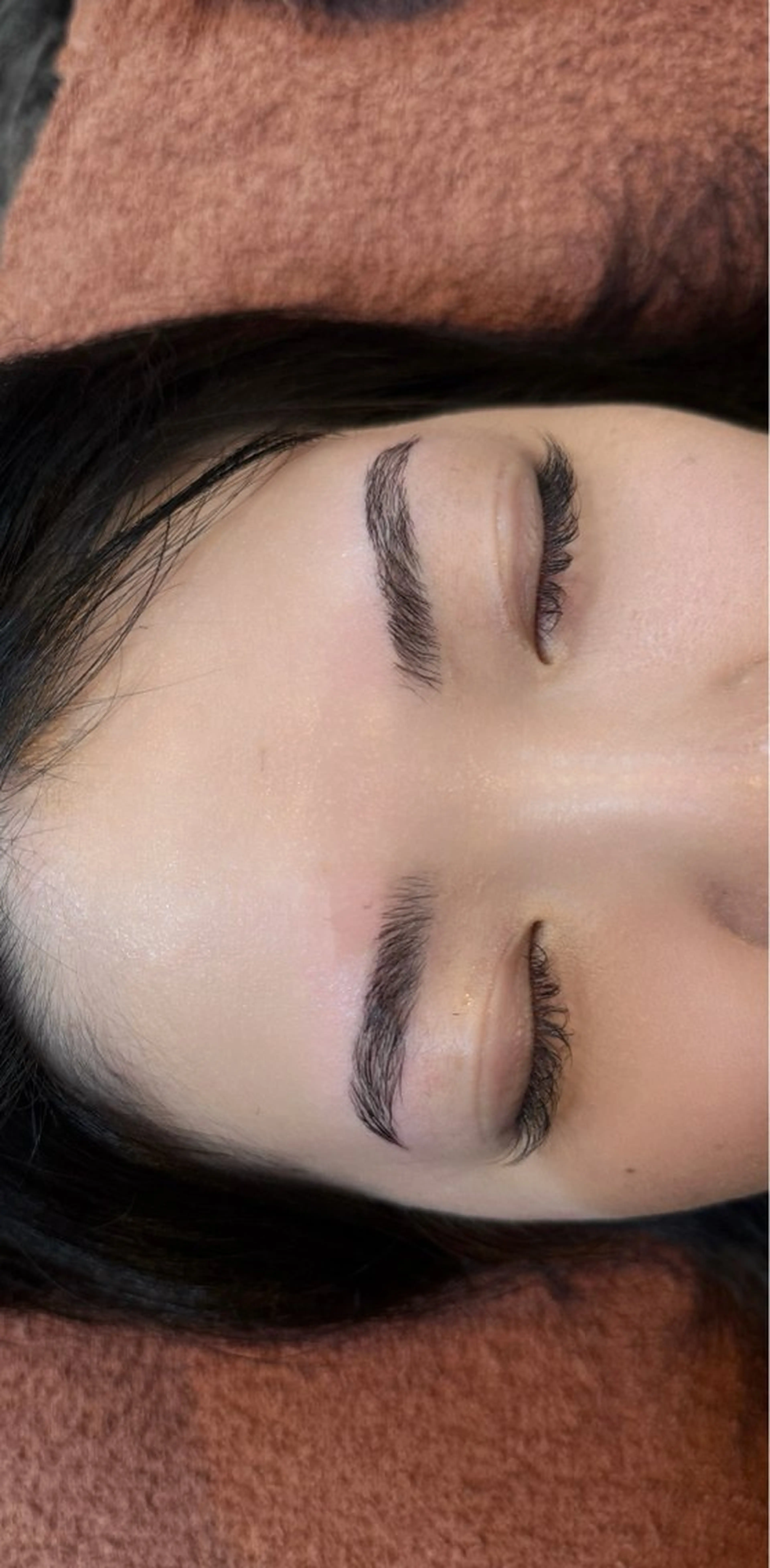 眉ワックス脱毛(シートタイプ) ¥3300の写真