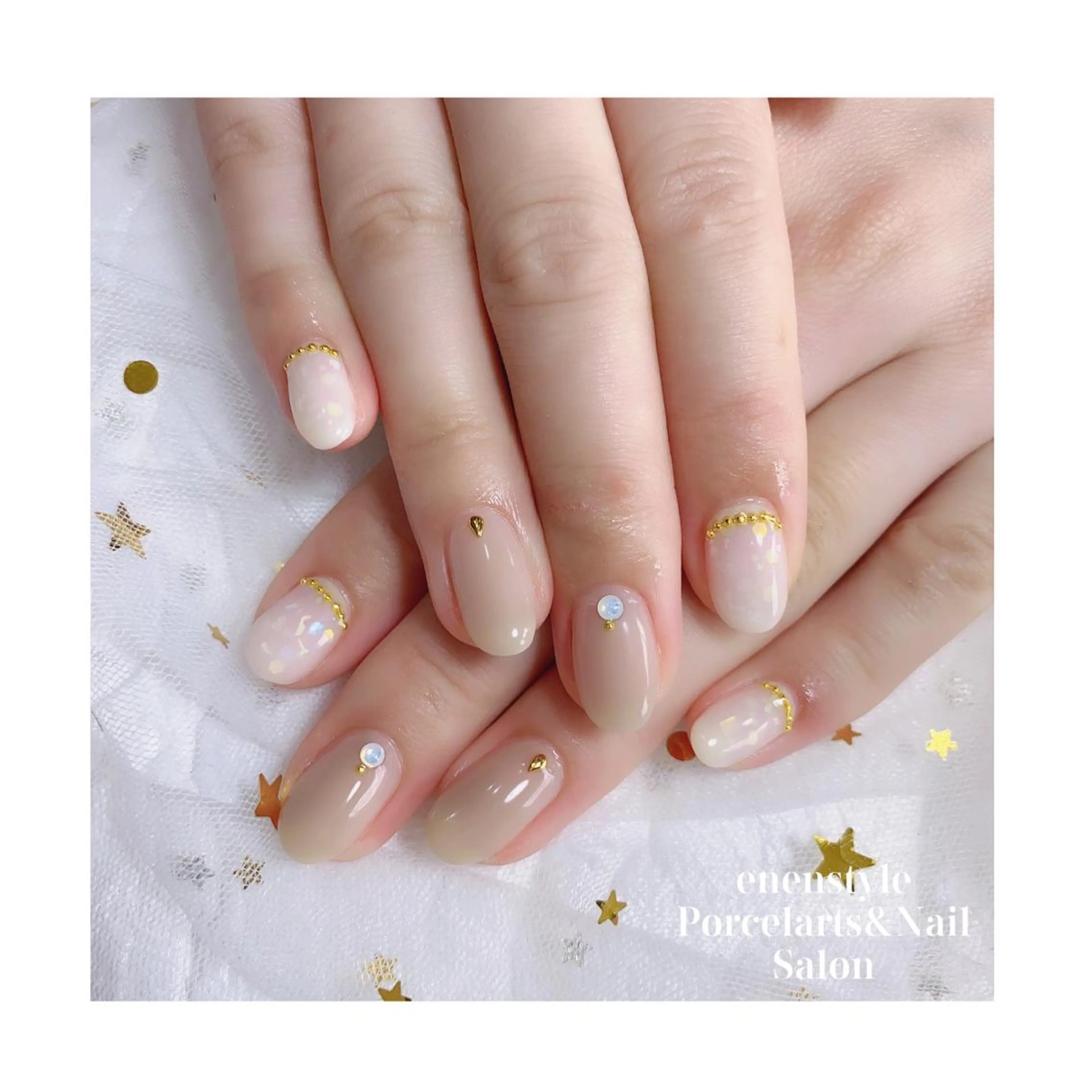 ミディアム ネイル ジェルネイル ニュアンスネイル オフィスネイル ワンカラーネイル パラジェル ハンドネイル 👑enen style👑のネイルデザイン