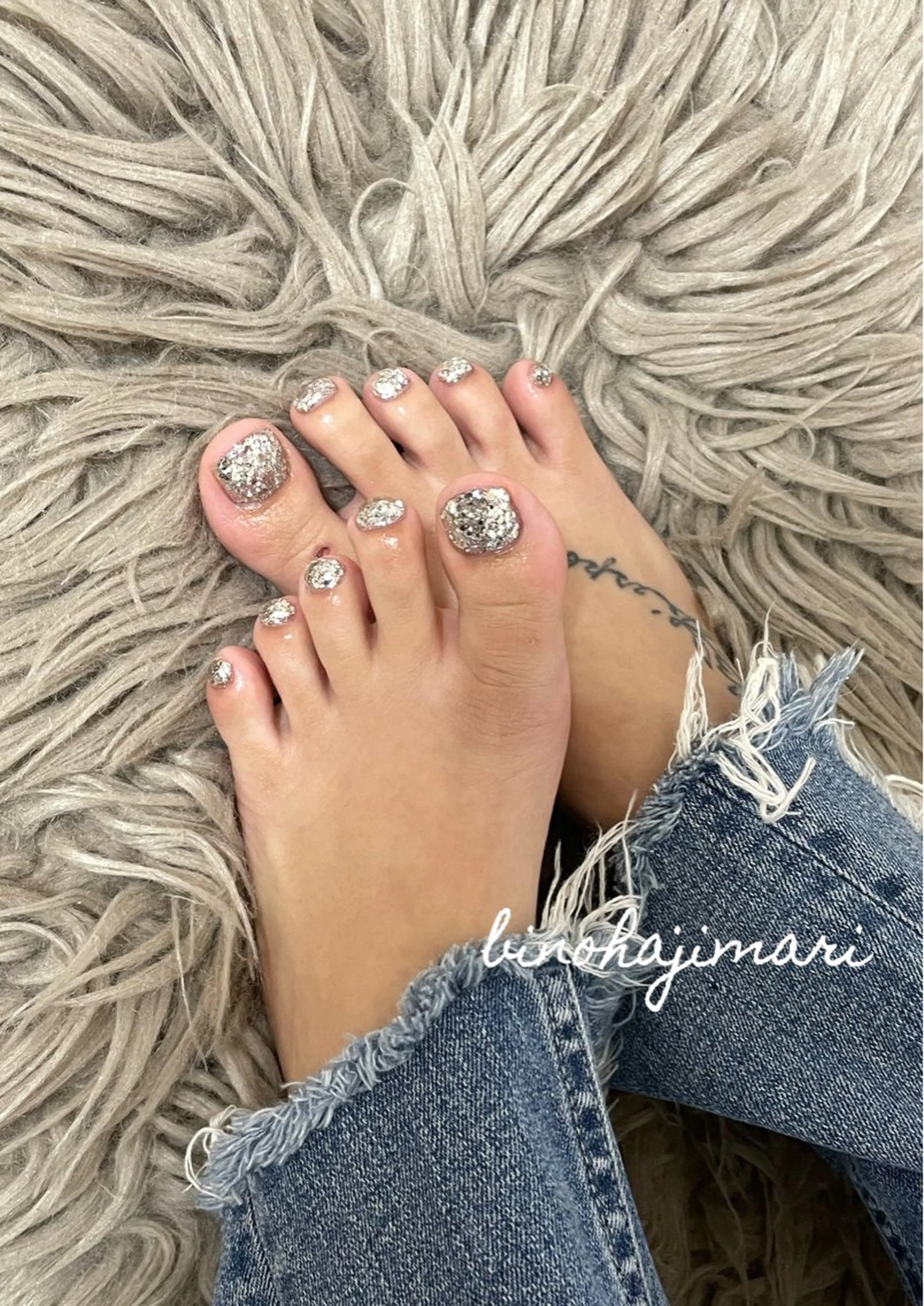 ネイル アートネイル フラッシュネイル ラメ(グリッター) ワンカラーネイル シルバー ♡Bivi♡自爪に 優しいネイルサロンのネイルデザイン