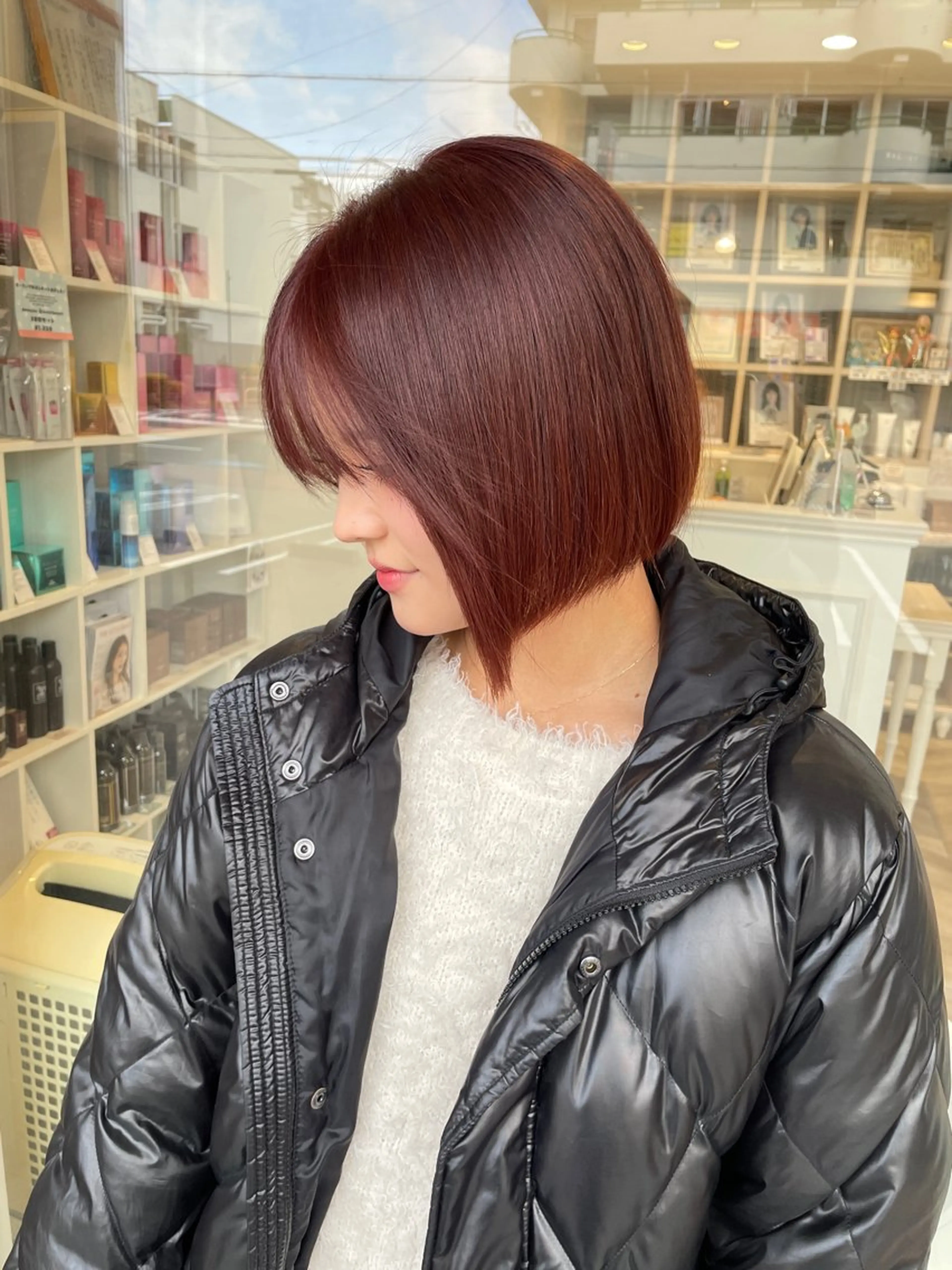 ミディアム カラー イルミナカラー/レイ ヤーカット/三好春奈のヘアスタイル