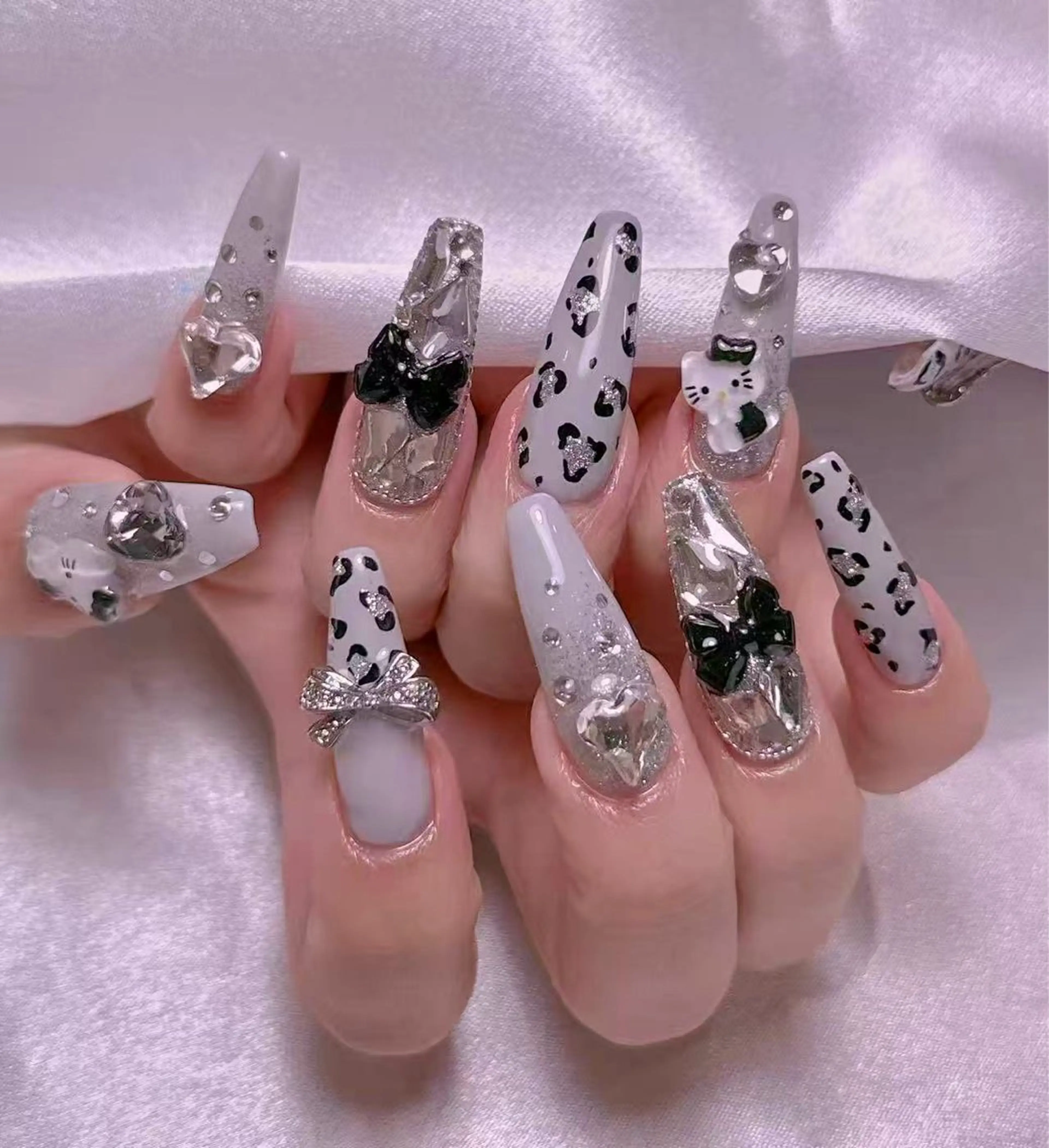 ネイル ハンドネイル リン リンのネイルデザイン