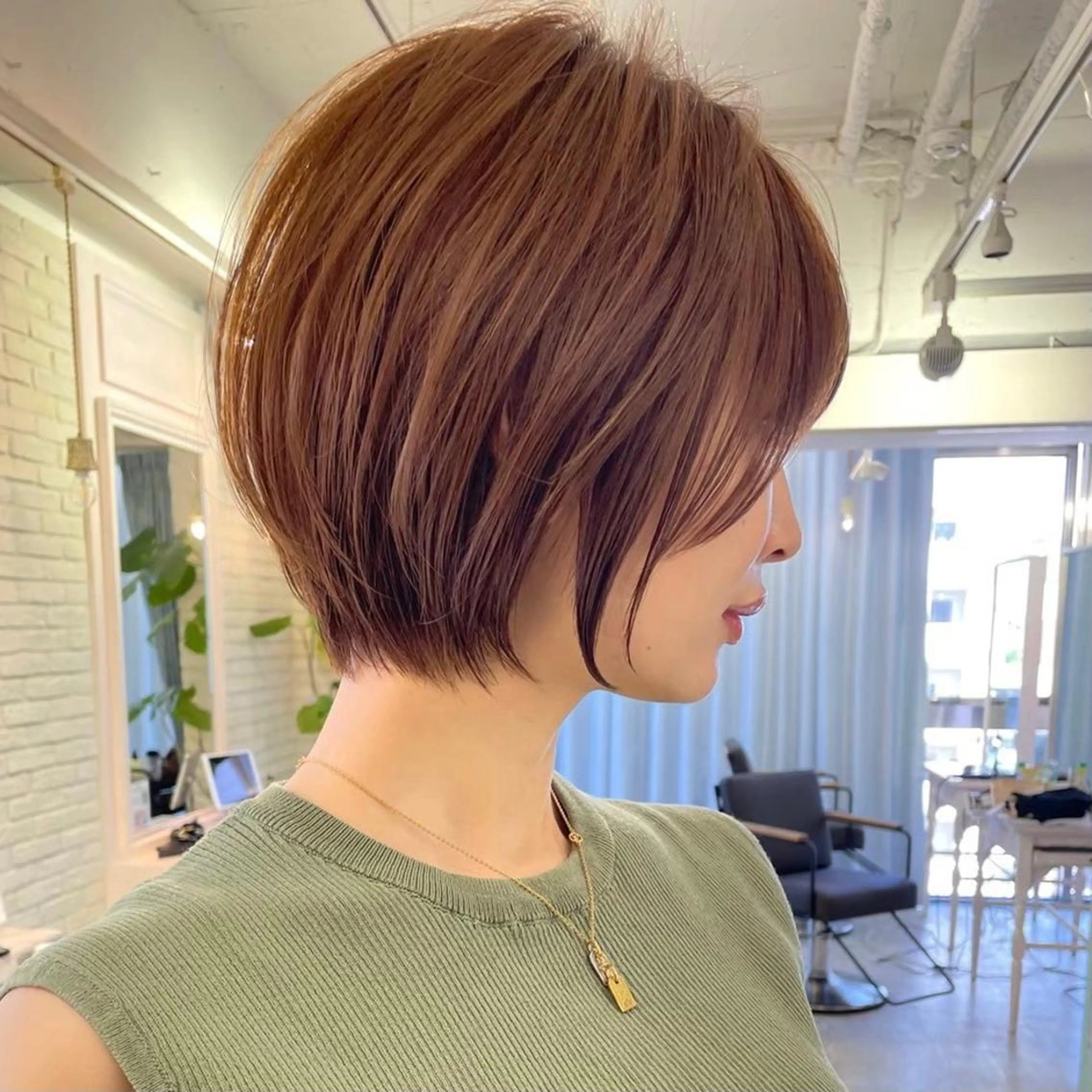 ショート カラー ハイライトカラー ハイライト 似合わせカット ショートヘア トリートメント 縮毛/レイヤー 韓国/橋口のヘアスタイル