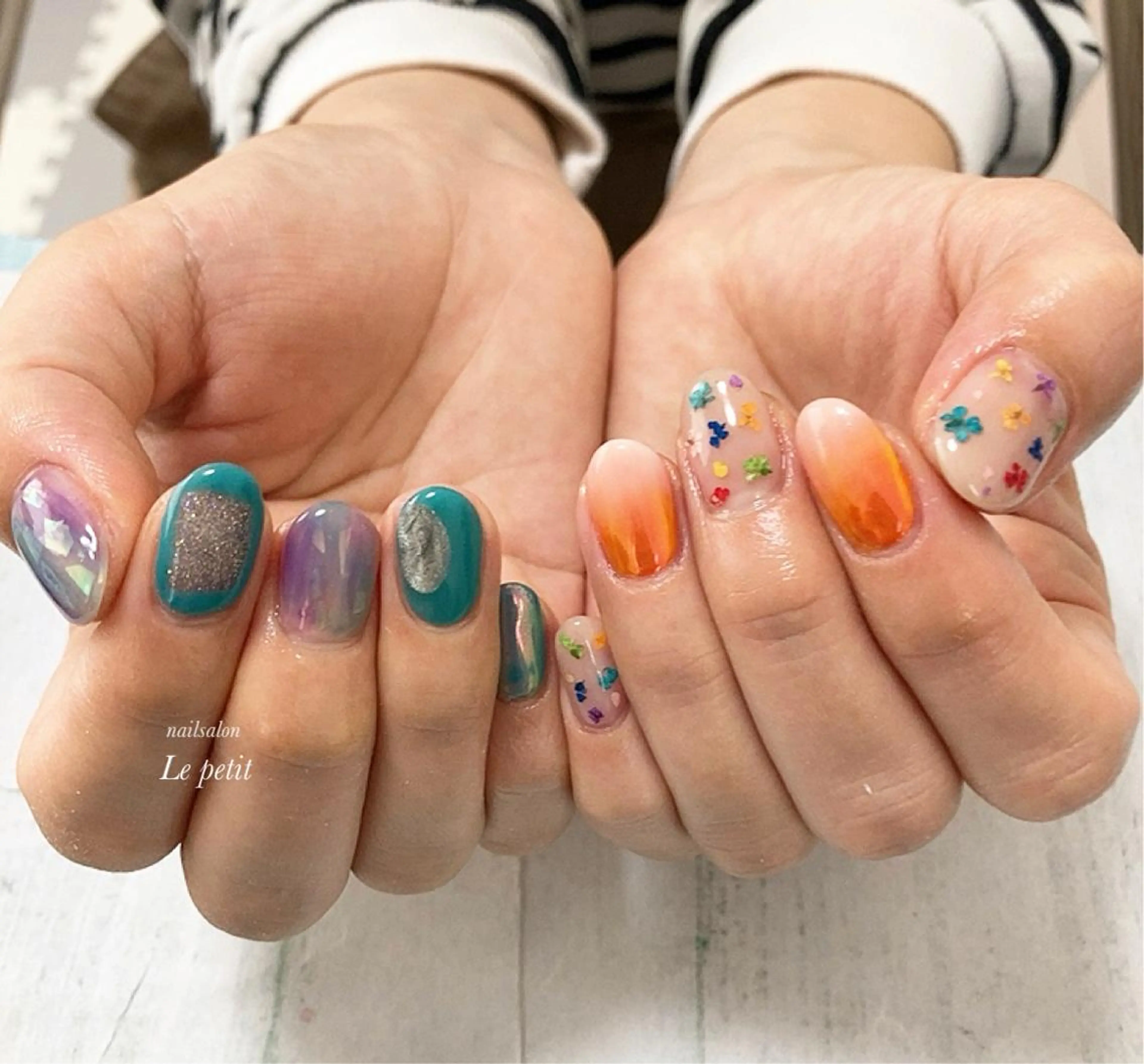 ネイル 石野 広佳のネイルデザイン