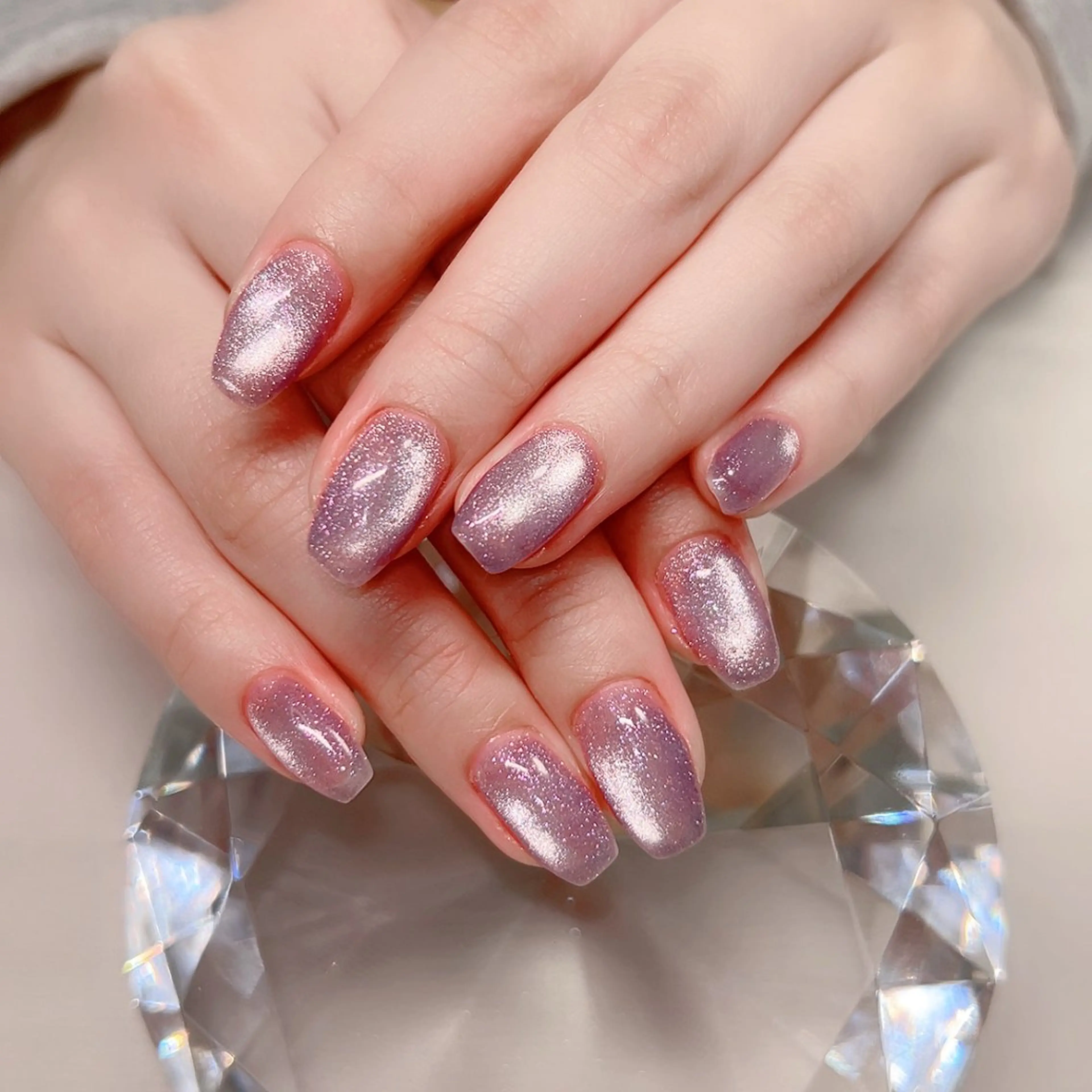 ネイル ホログラムネイル キラキラネイル ハンドネイル Cute Tips nailのネイルデザイン