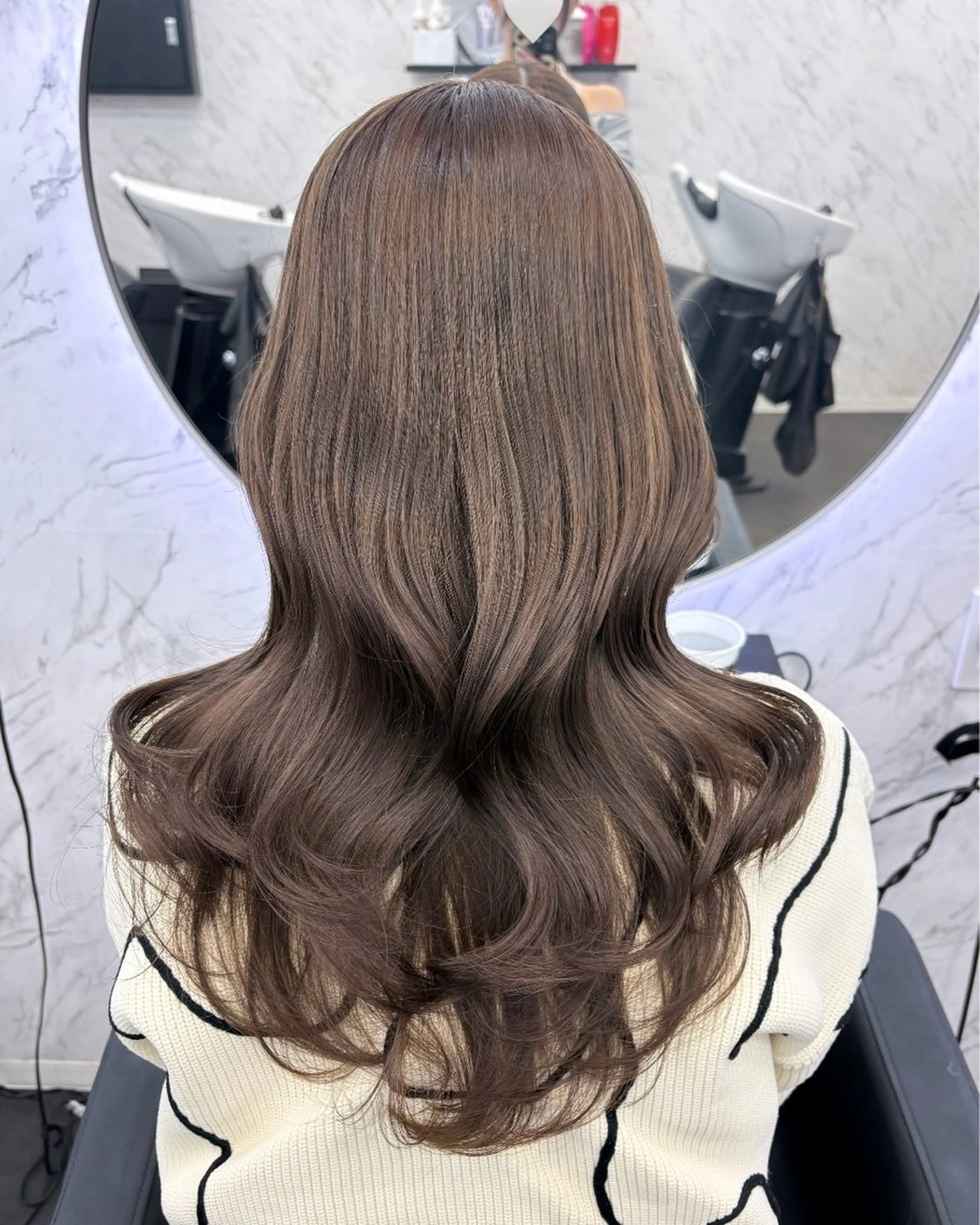 ロング カラー グレージュ オリーブグレージュ オリーブグレー カット ヘアカラー 韓国ヘア🎀 /♡𝓝𝓸𝓪♡のヘアスタイル