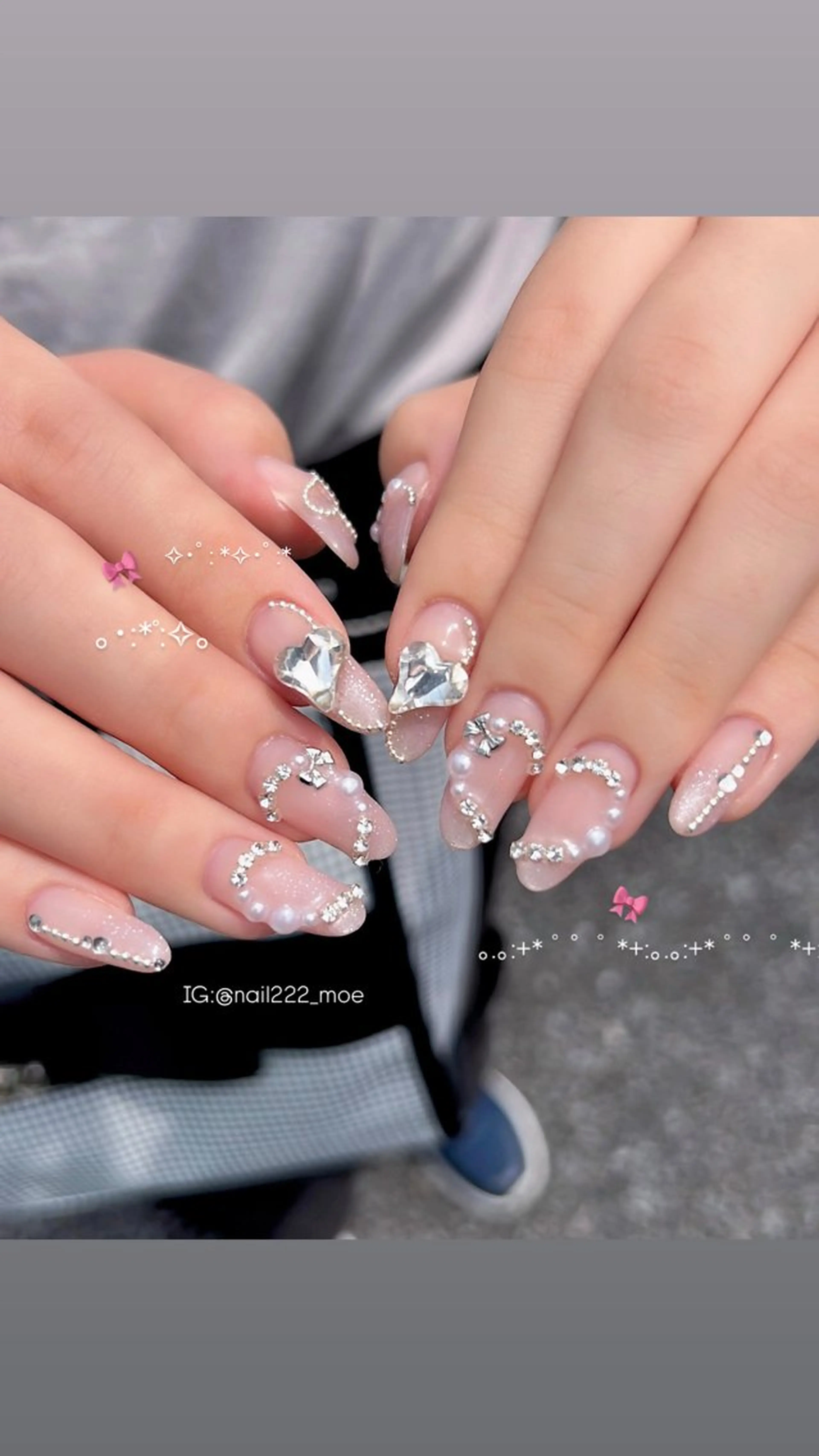 ネイル ワンホンネイル ハンドネイル ⟡.*222⋰˚☆ MöEのネイルデザイン