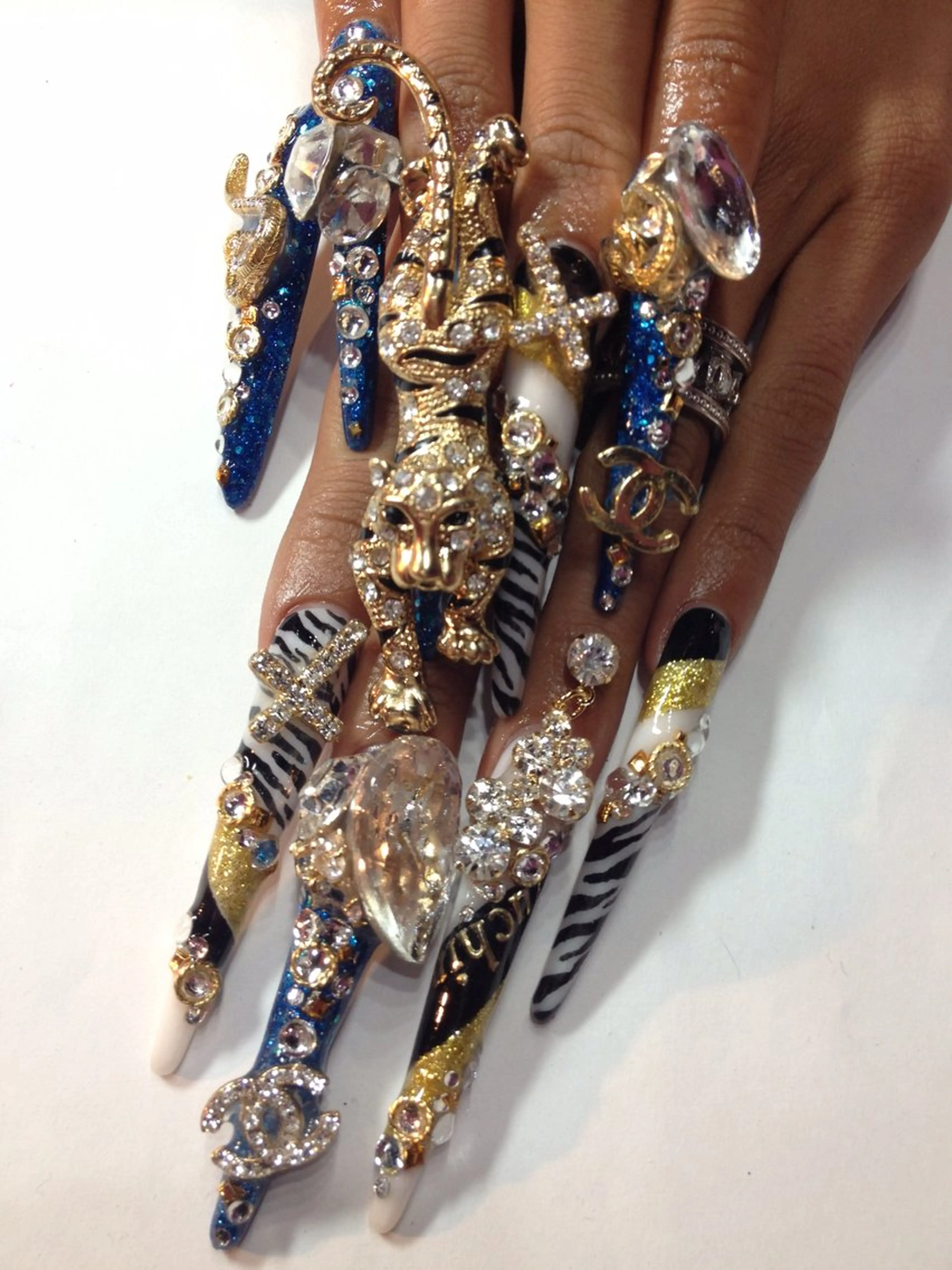 ネイル ハンドネイル chatblanc ♡のネイルデザイン