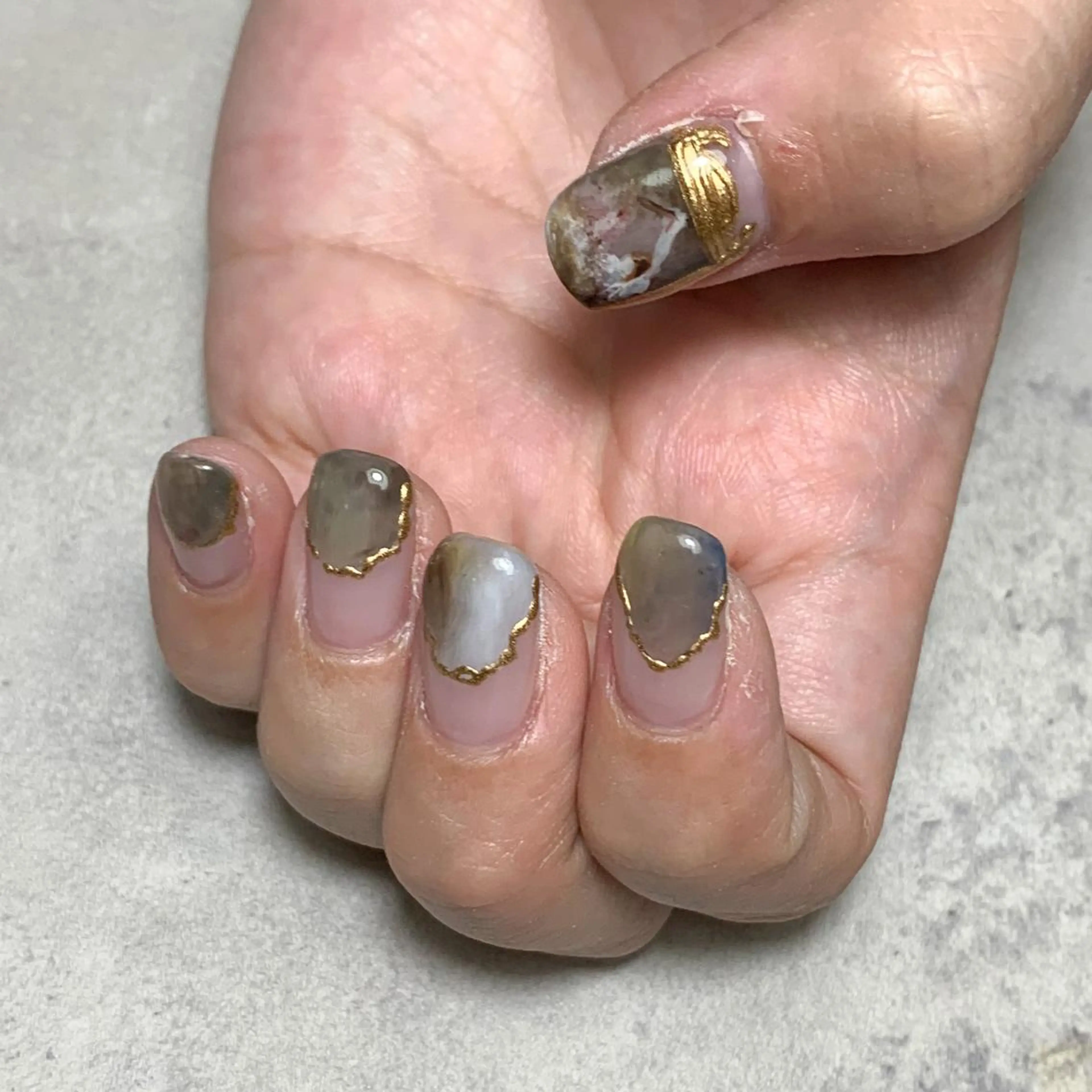 ネイル ハンドネイル FIORITURA aiのネイルデザイン