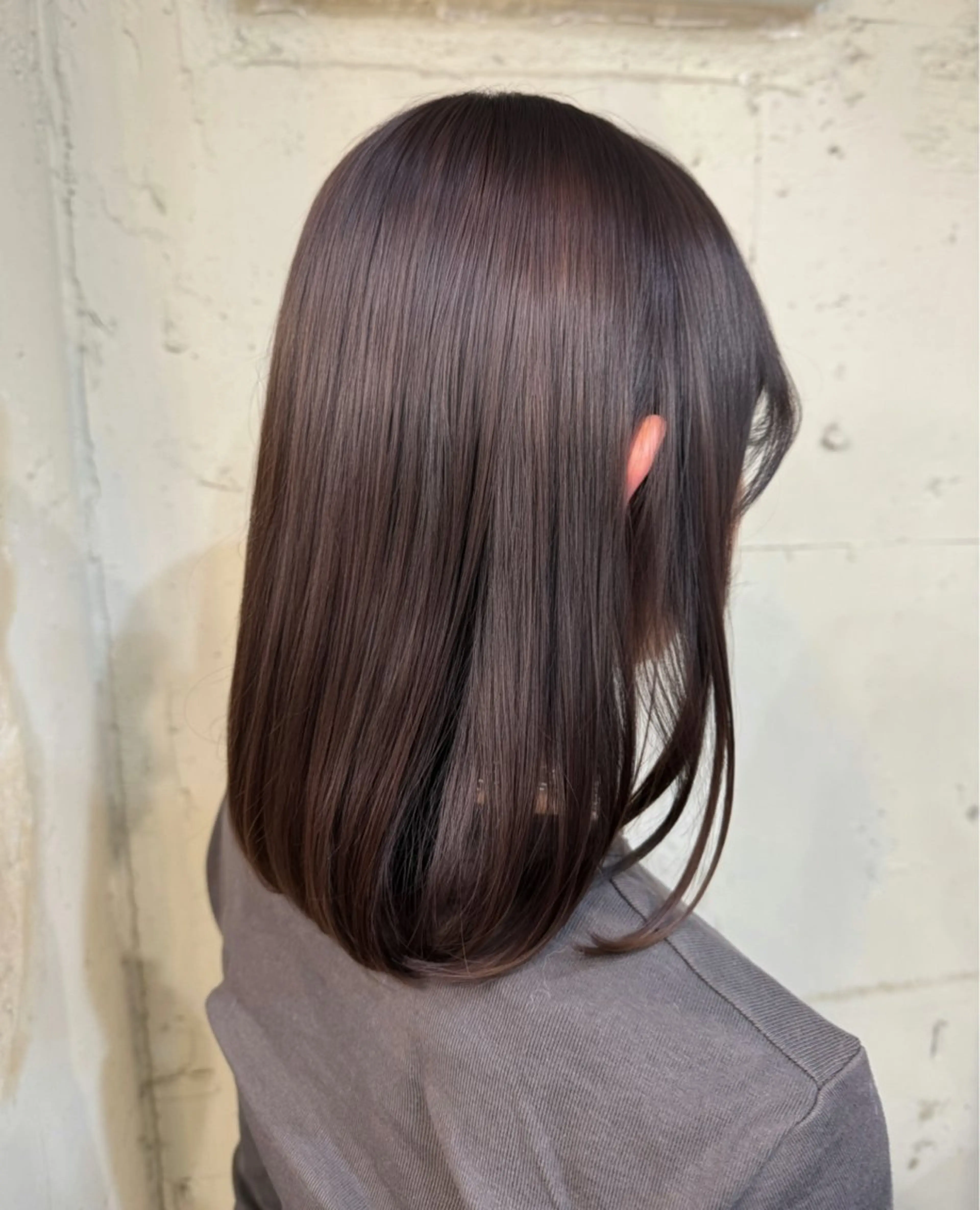 ミディアム ツヤ髪 透明感カラー ゆいなのヘアスタイル