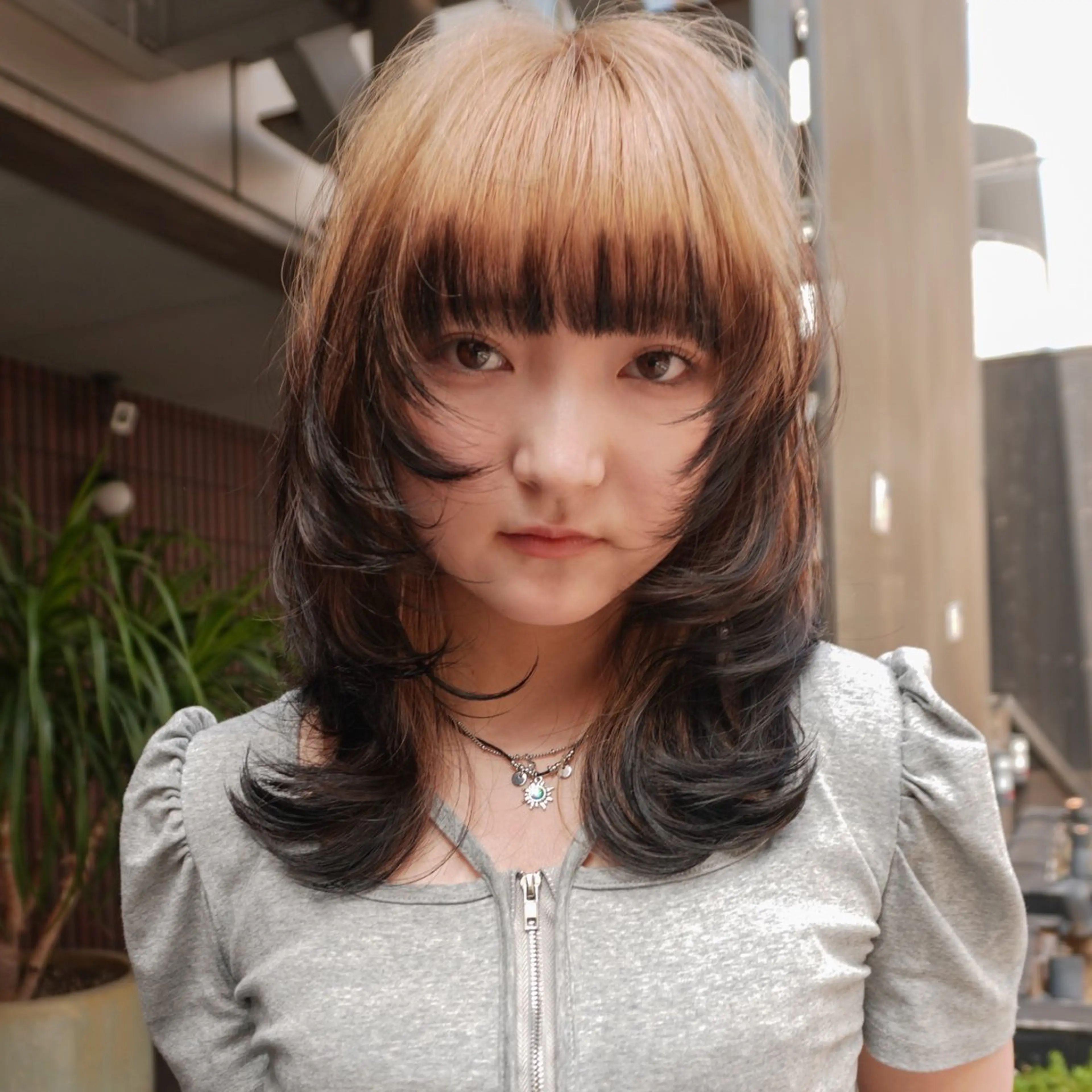 ミディアム カラー ブリーチ デザインカラー カット ヘアカラー トリートメント メンズヘア/パーマ/ SHOUTOのヘアスタイル