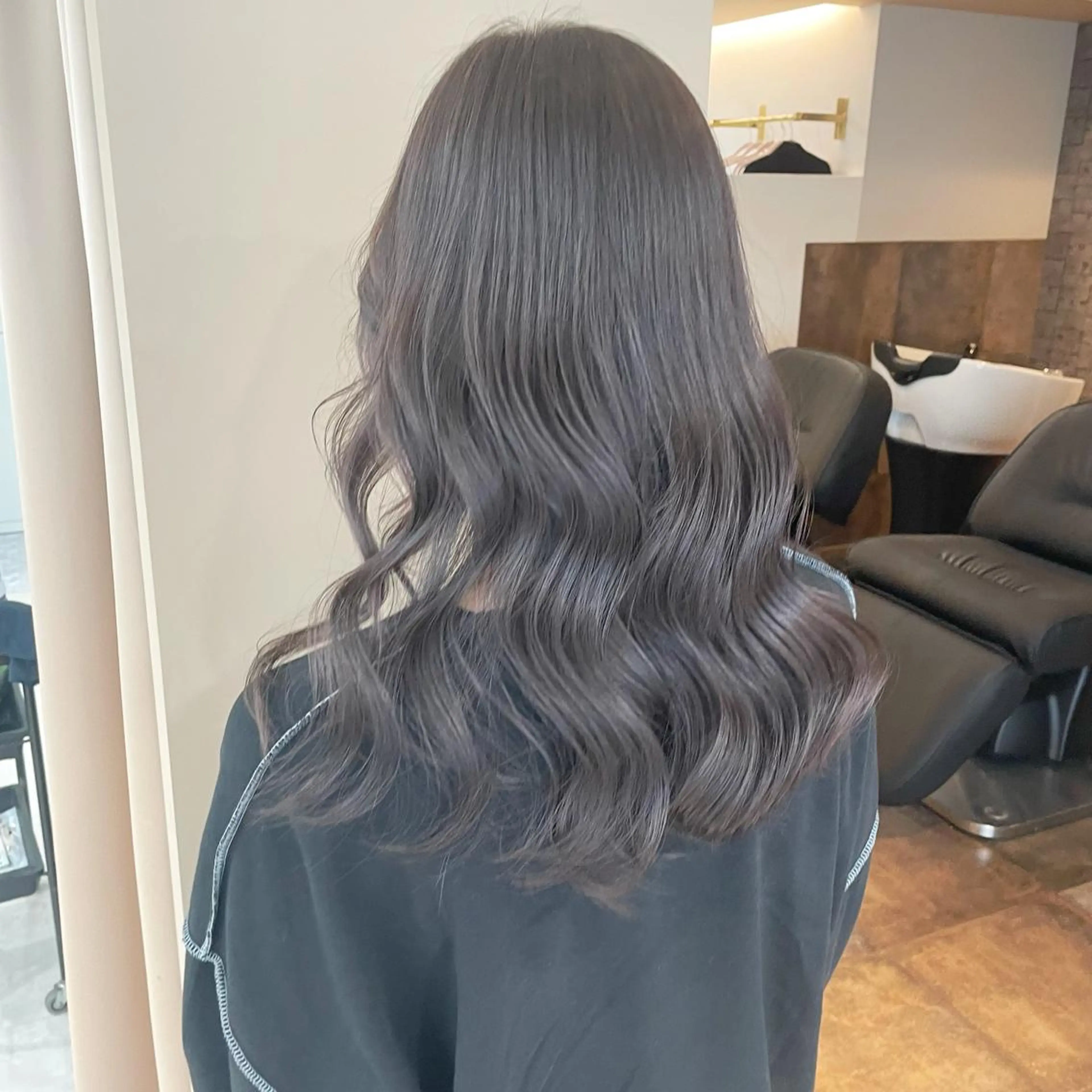 セミロング rina／ベージュ ワンホン/韓国ヘアのヘアスタイル