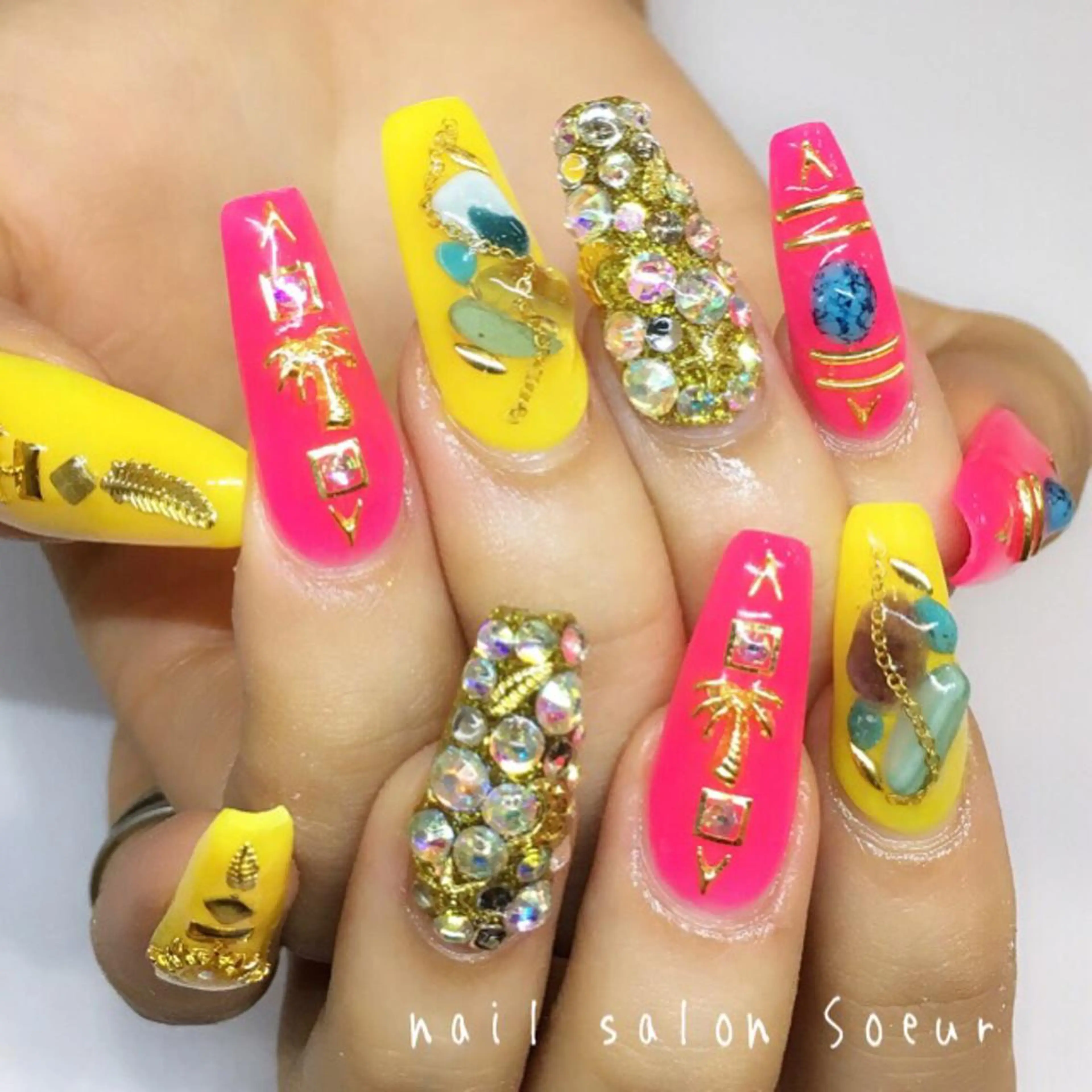 ネイル ロングネイル 持ち込み スカルプネイル 夏ネイル ハンドネイル nail salon Soeurのネイルデザイン
