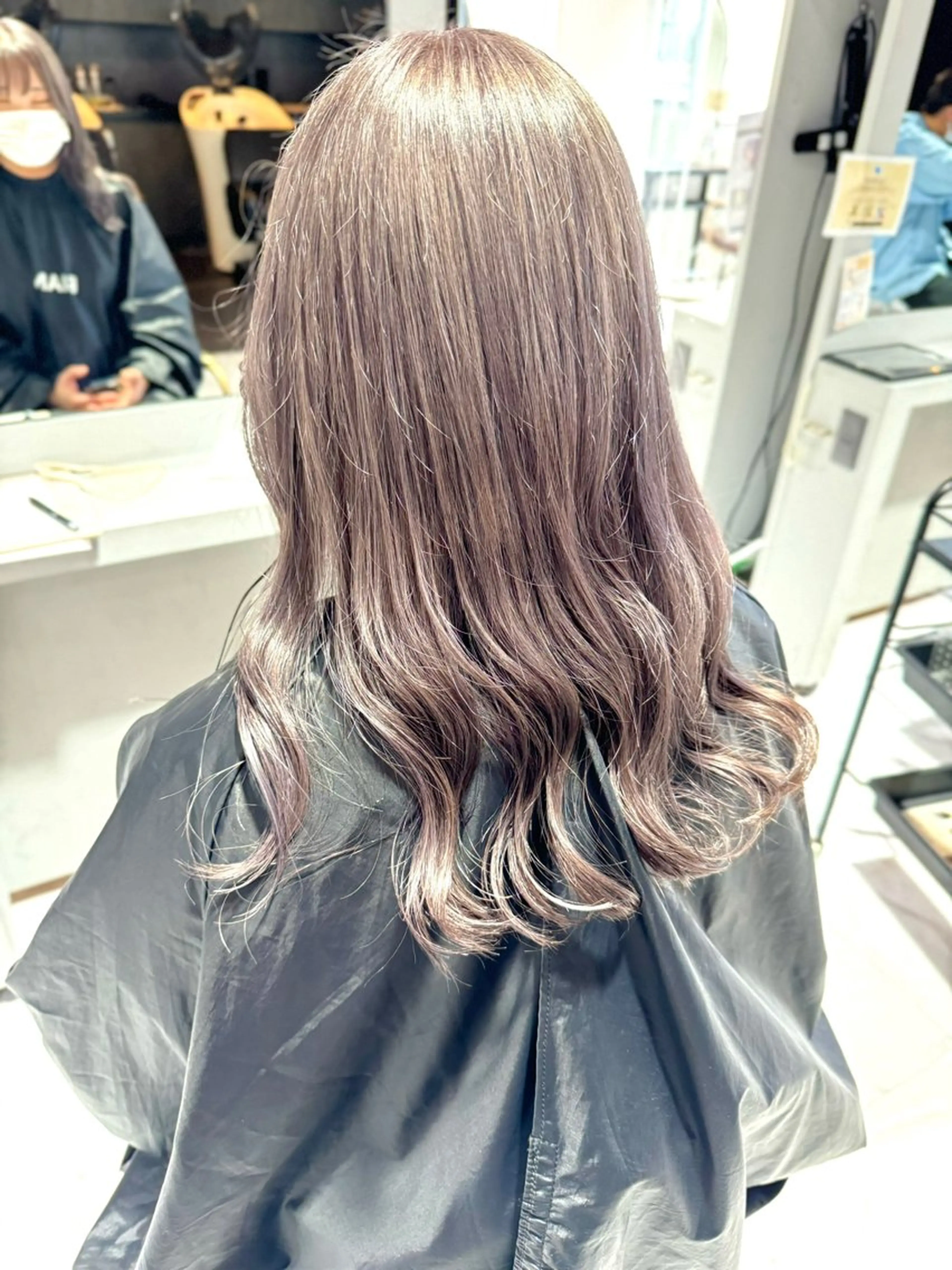 ロング カット ヘアカラー 小谷野 真優のヘアスタイル