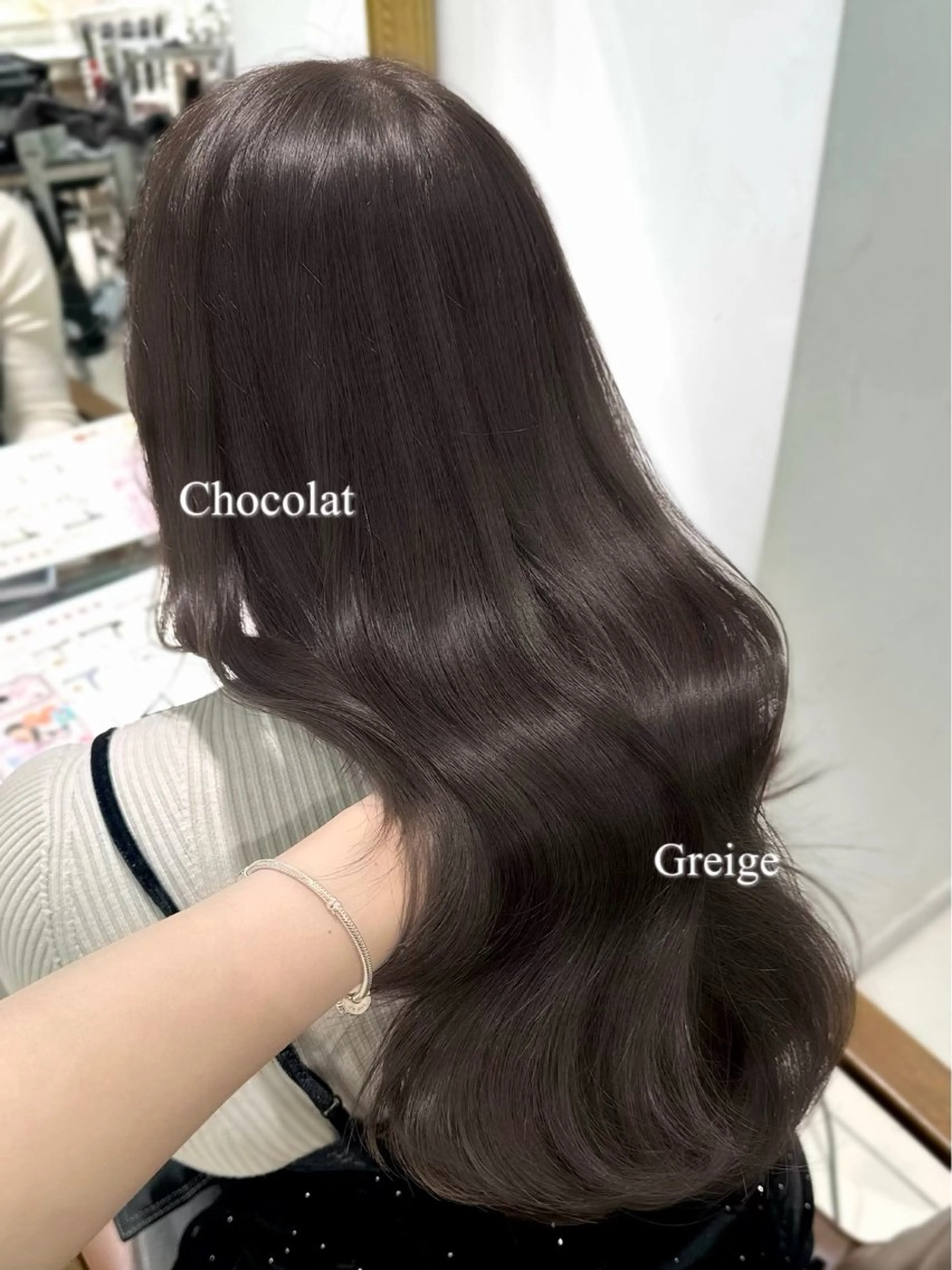 ロング カラー ブリーチ ショコラグレージュ 透明感カラー ダブルカラー グレージュ ヘアカラー トリートメント 髪質改善カラー🤍 Nanakoのヘアスタイル