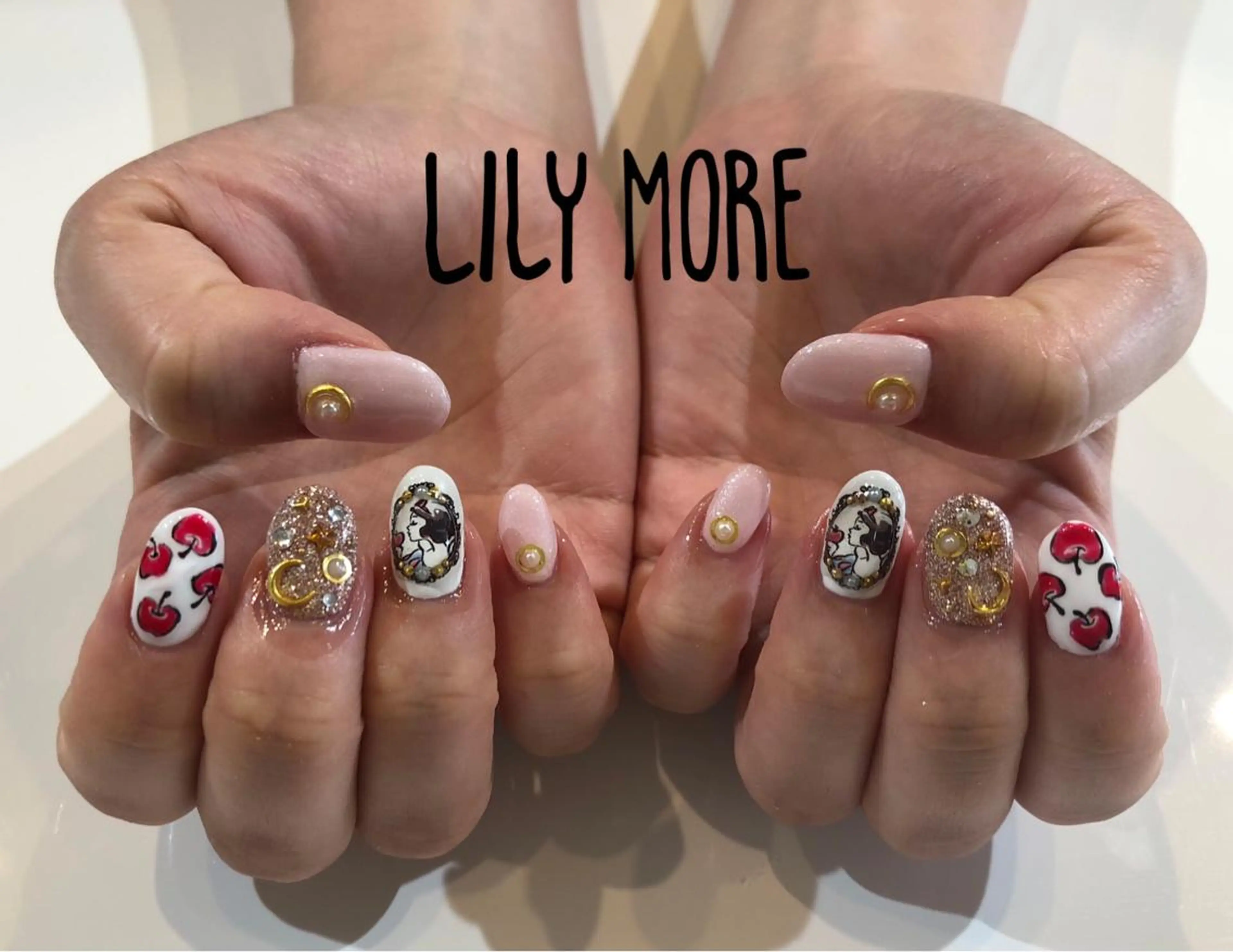 ネイル 持ち込み Lily closetのネイルデザイン