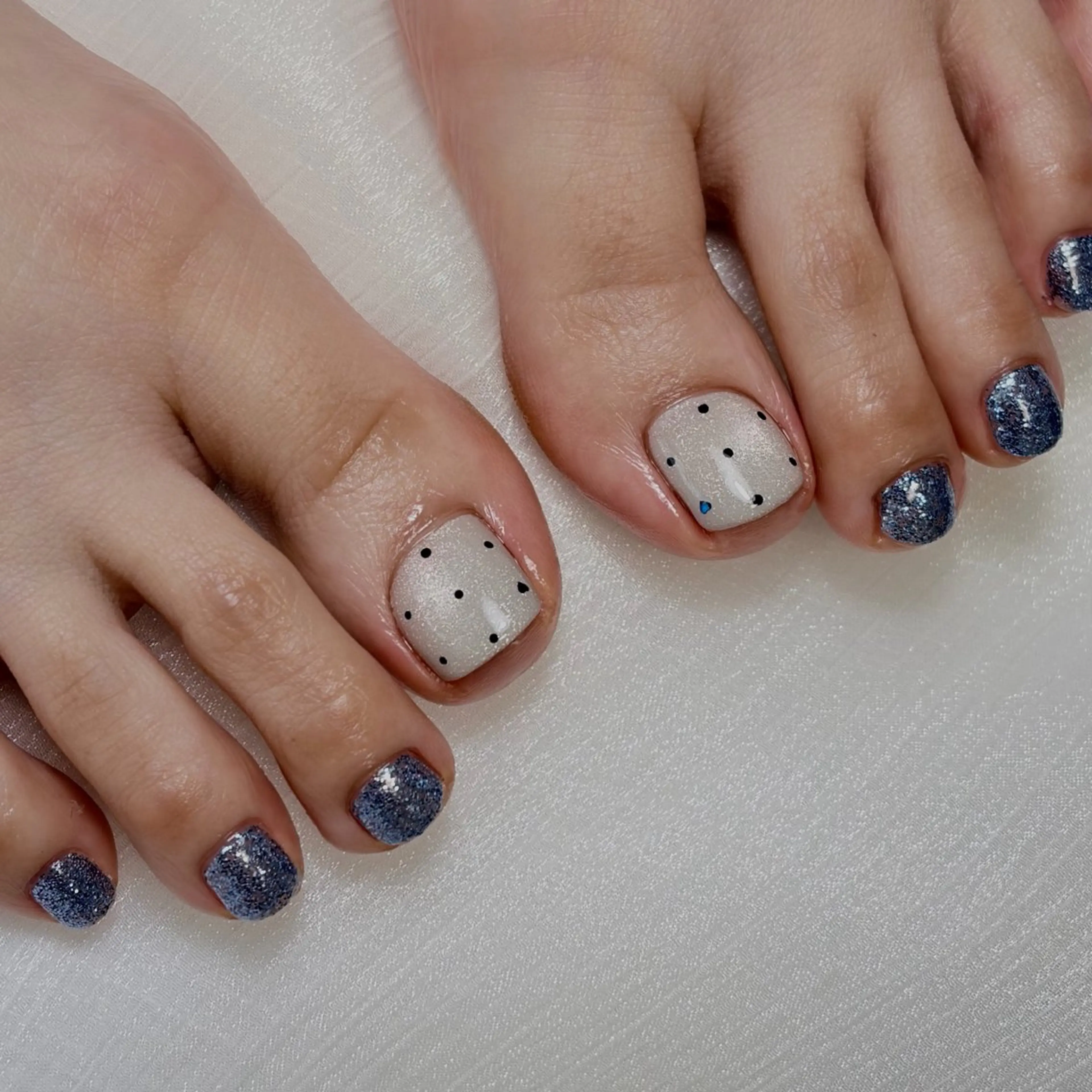 ネイル フットネイル gram nailのネイルデザイン