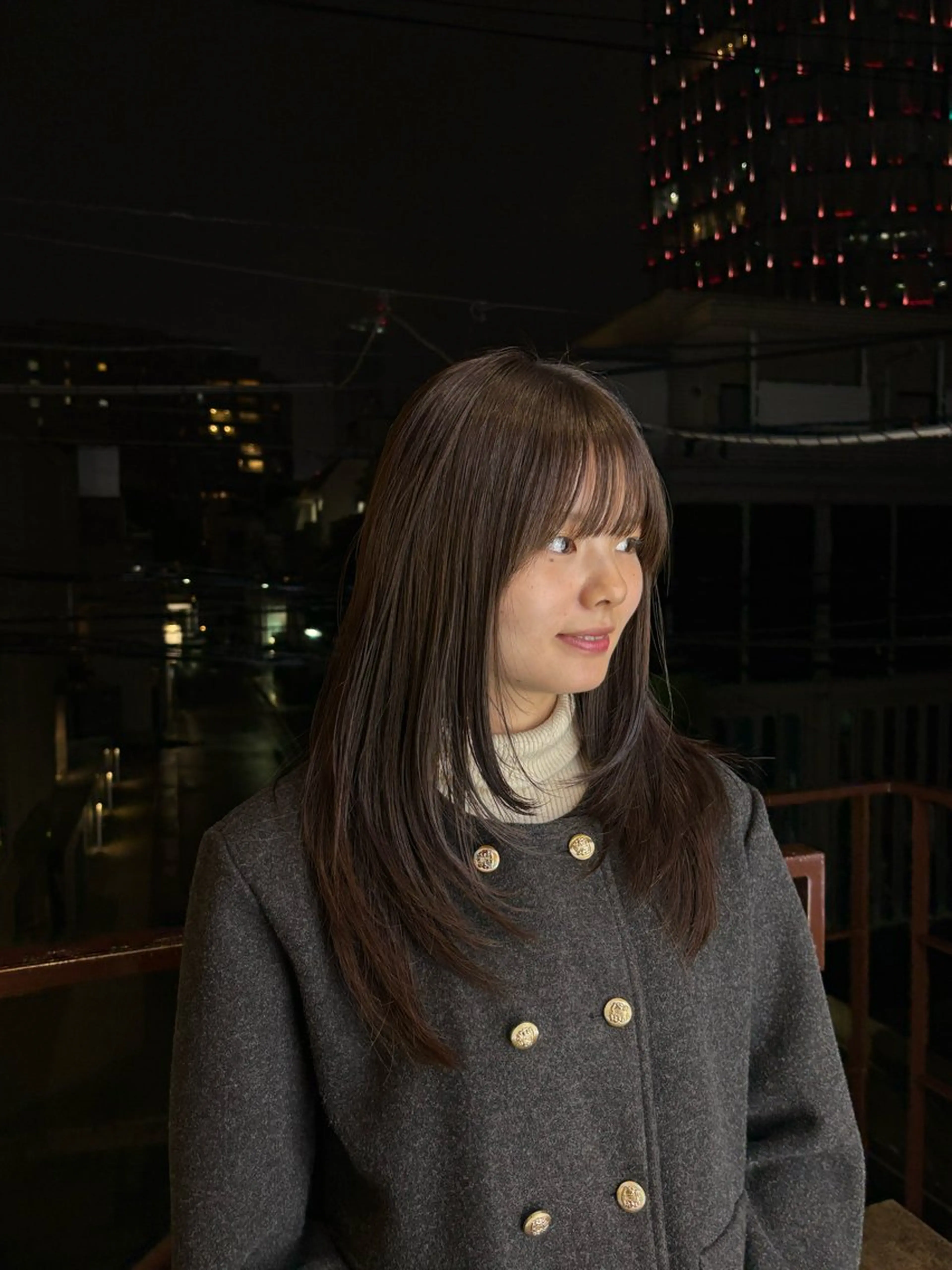 ロング 津上 恵美のヘアスタイル