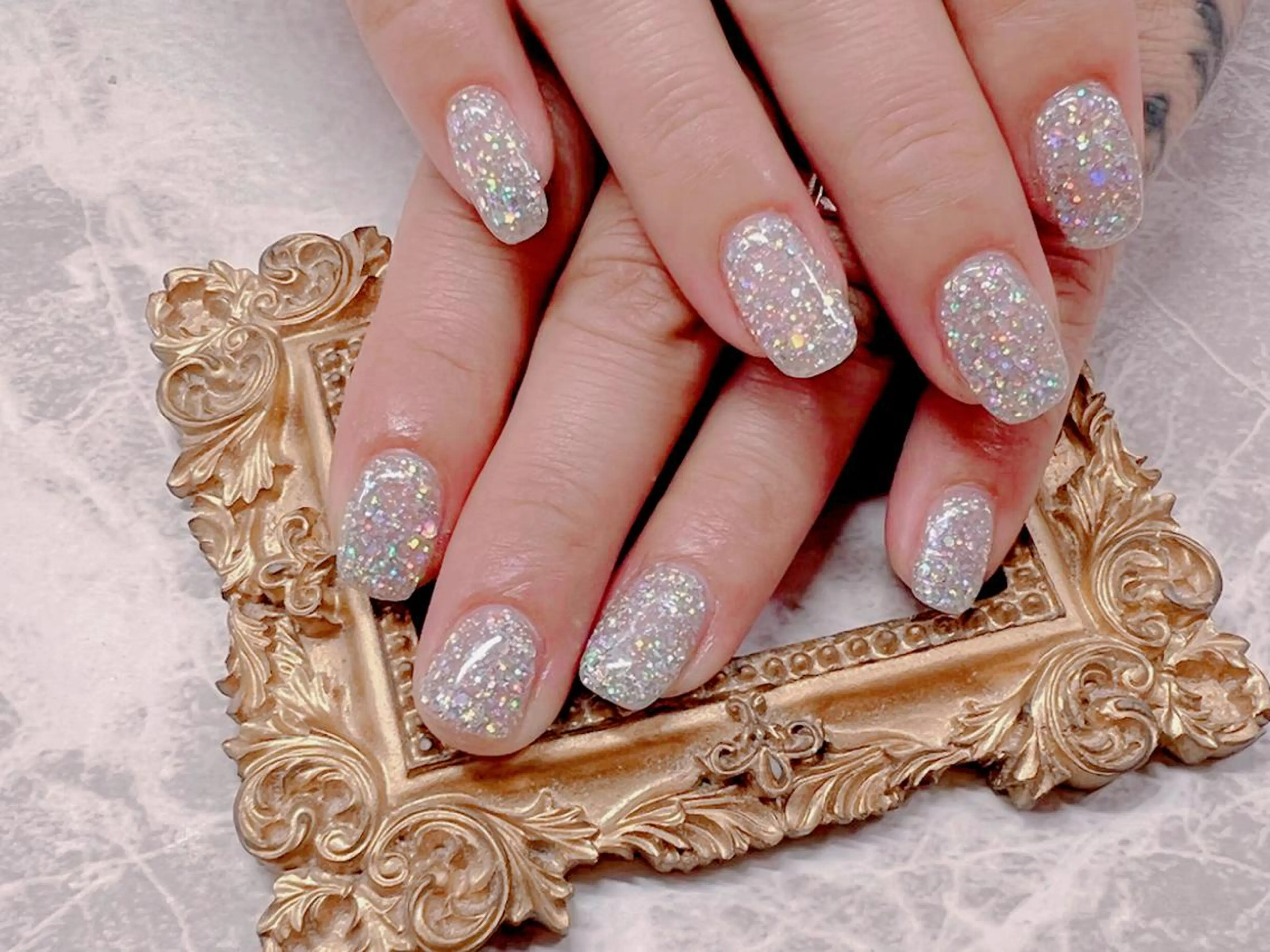 ネイル ハンドネイル マジック ミラーのネイルデザイン