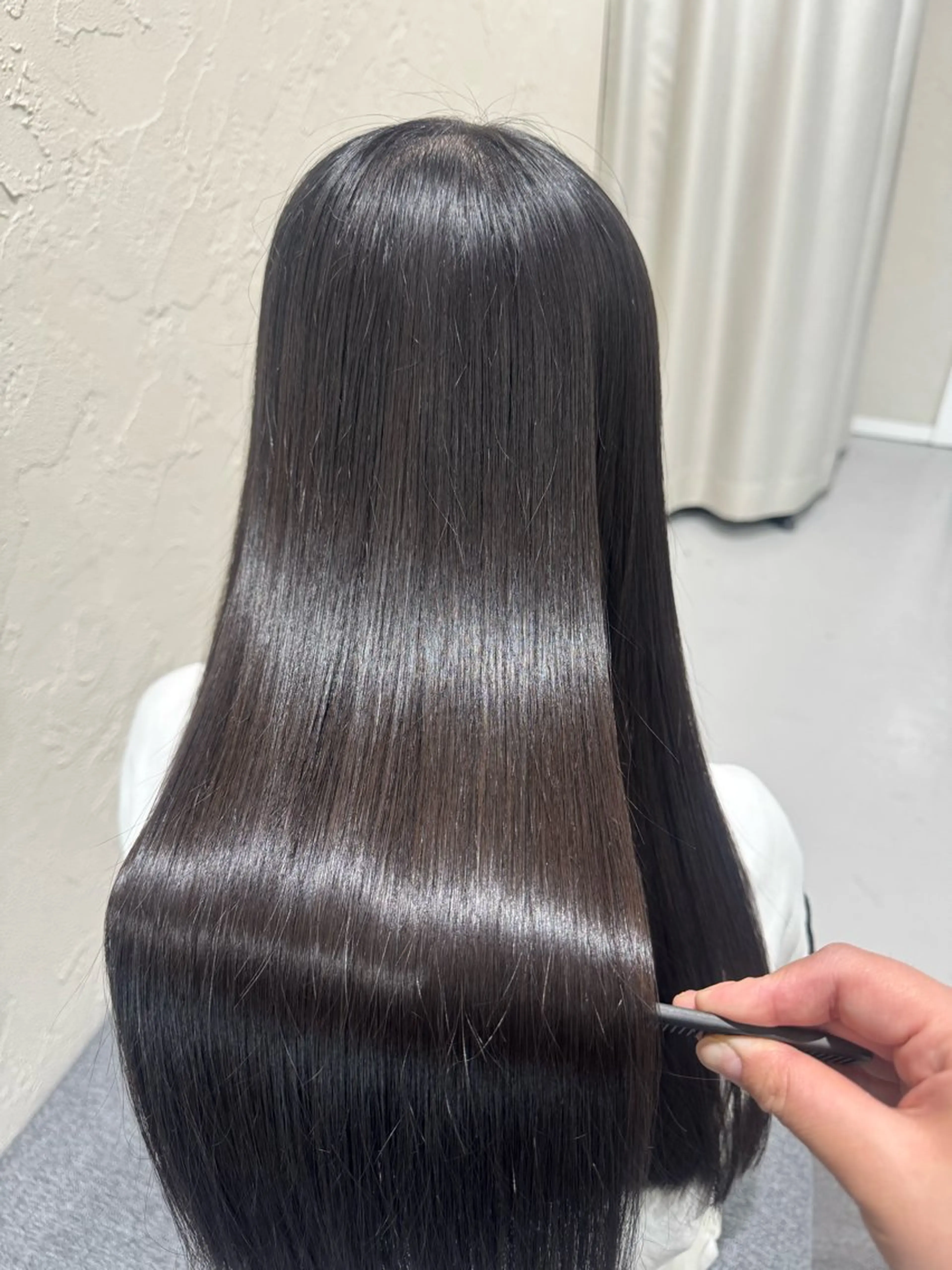 ロング 池戸 梨衣のヘアスタイル